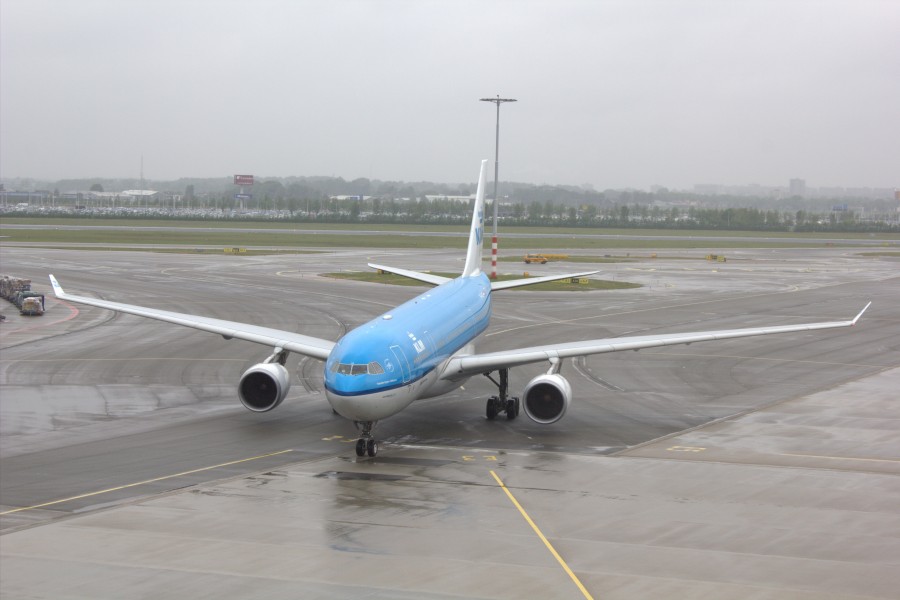 KLM A330-200 AMS