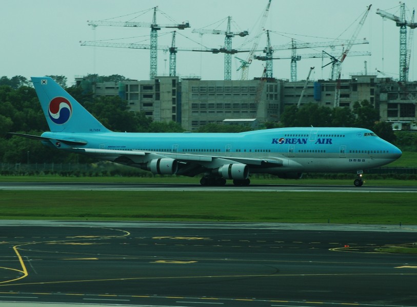 Korean Air Boeing 747-400, HL7484, SIN 2