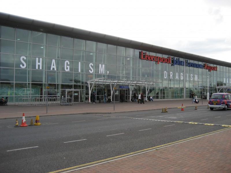 Liverpool John Lennon Airport-2006-09-28