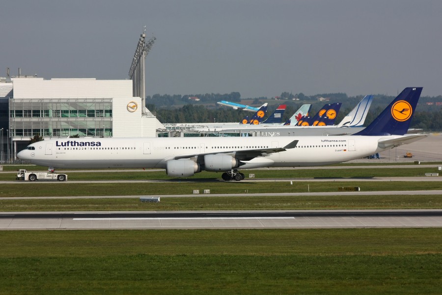 Lufthansa A346 D-AIHT-1