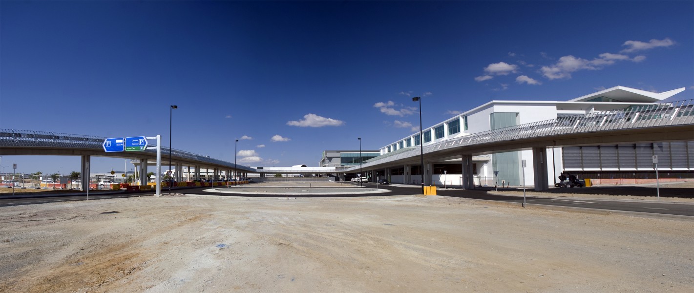 New terminal building at Canberra Airport 2