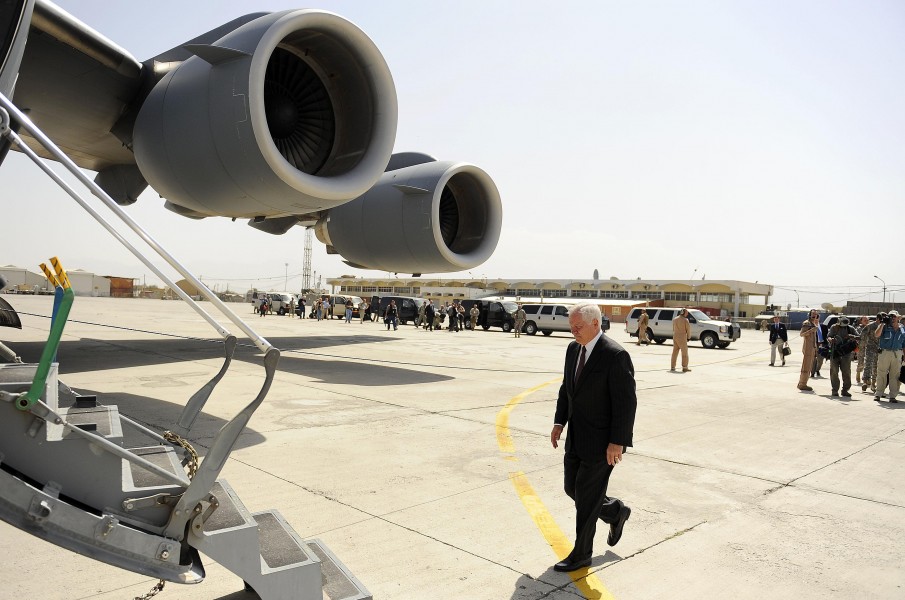 Robert Gates at Kabul International Airport in 2008
