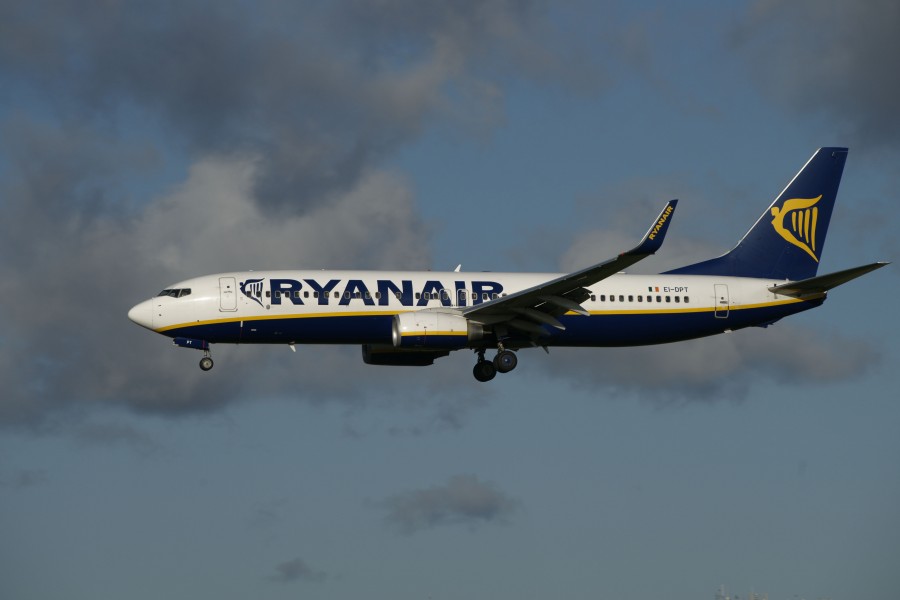 Ryanair Boeing 737-800 EI-DPT Dublin Airport