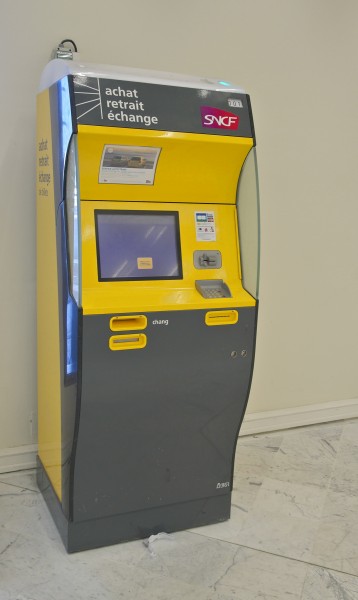 SNCF ticket machine Orly airport