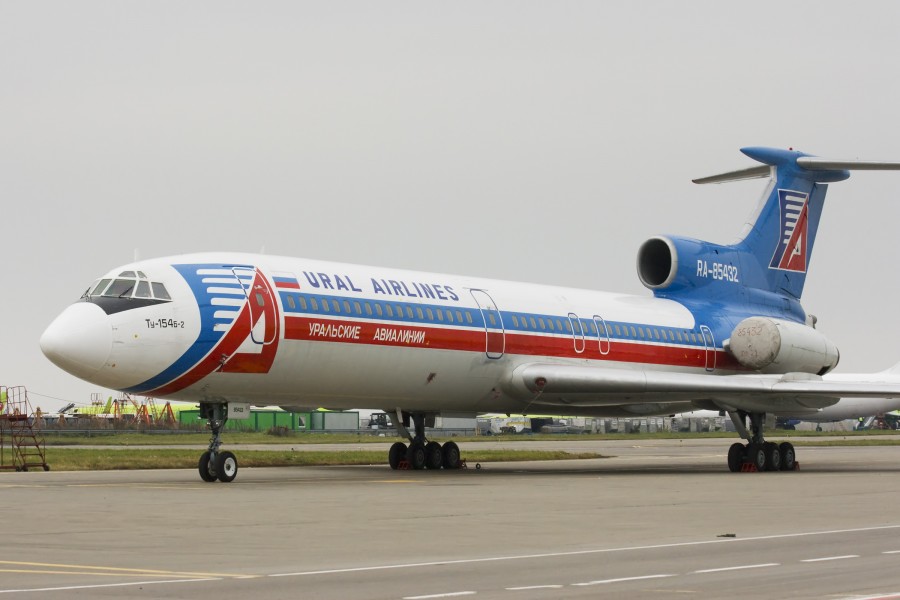 Ural airlines Tu-154