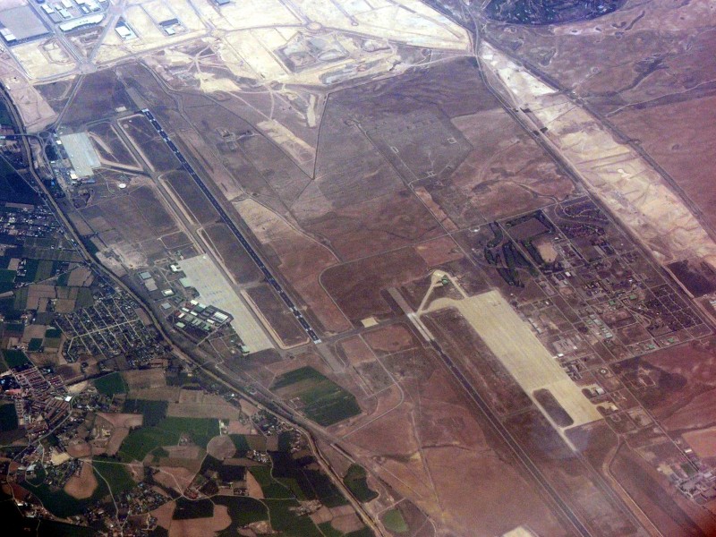 Zaragoza airport view 7424