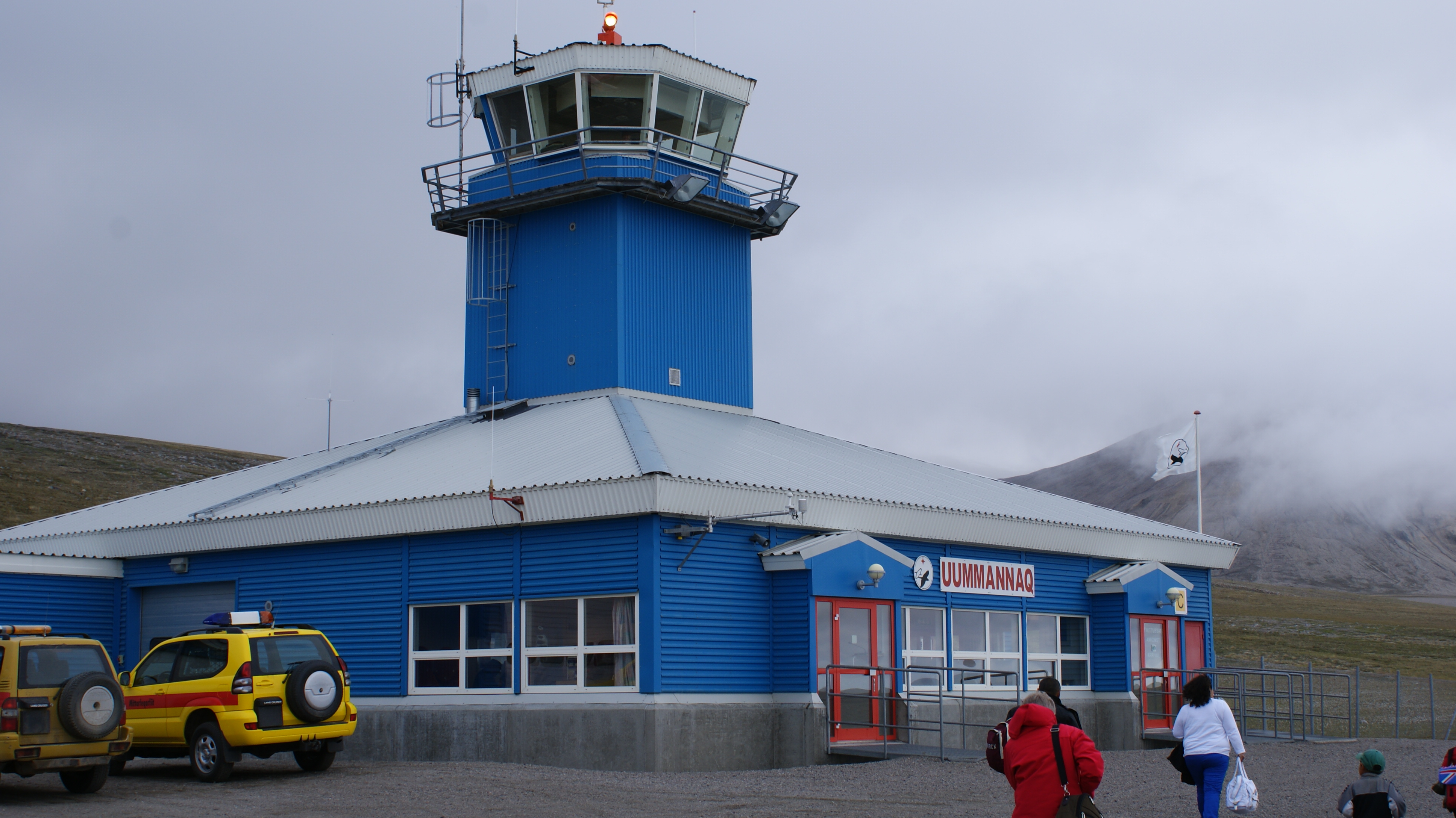 Qaarsut-airport-terminal