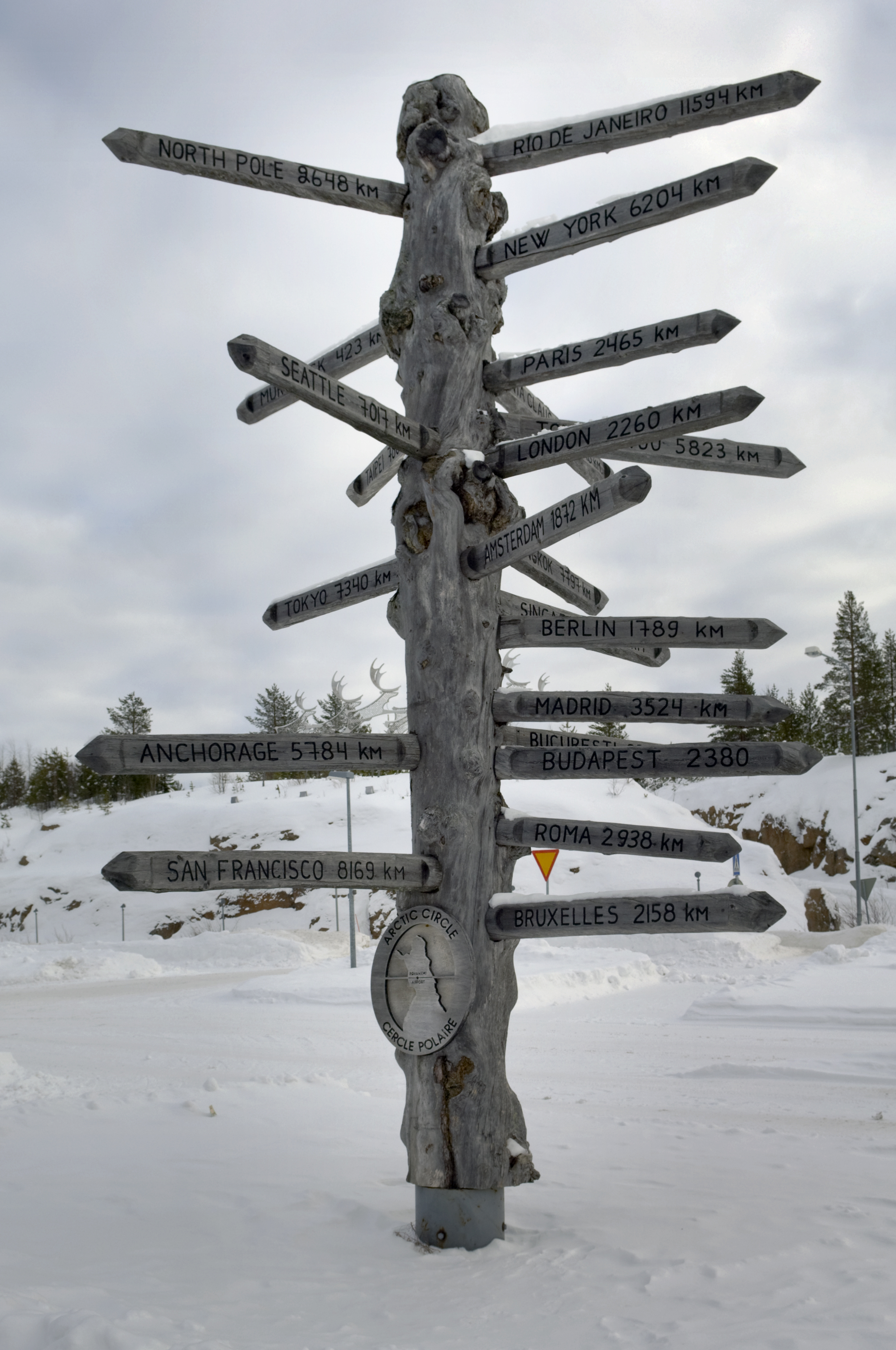 Rovaniemi Airport March 6 2009 04