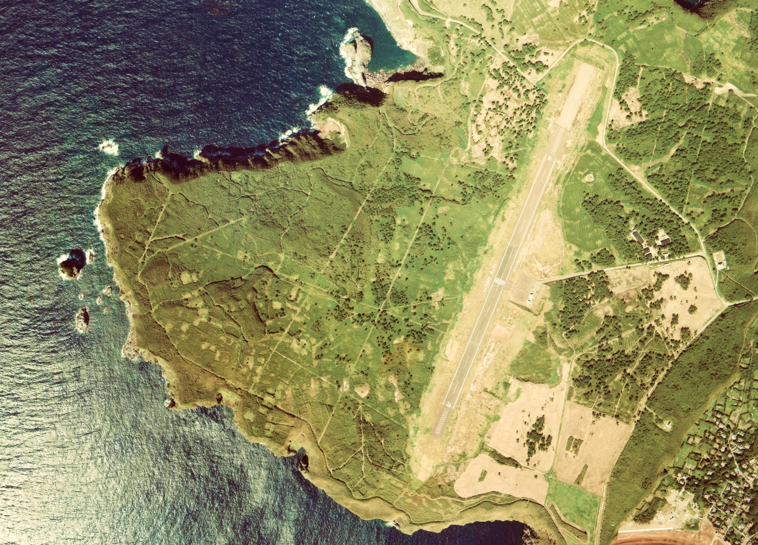 Satsuma-Iojima Airport Aerial photograph
