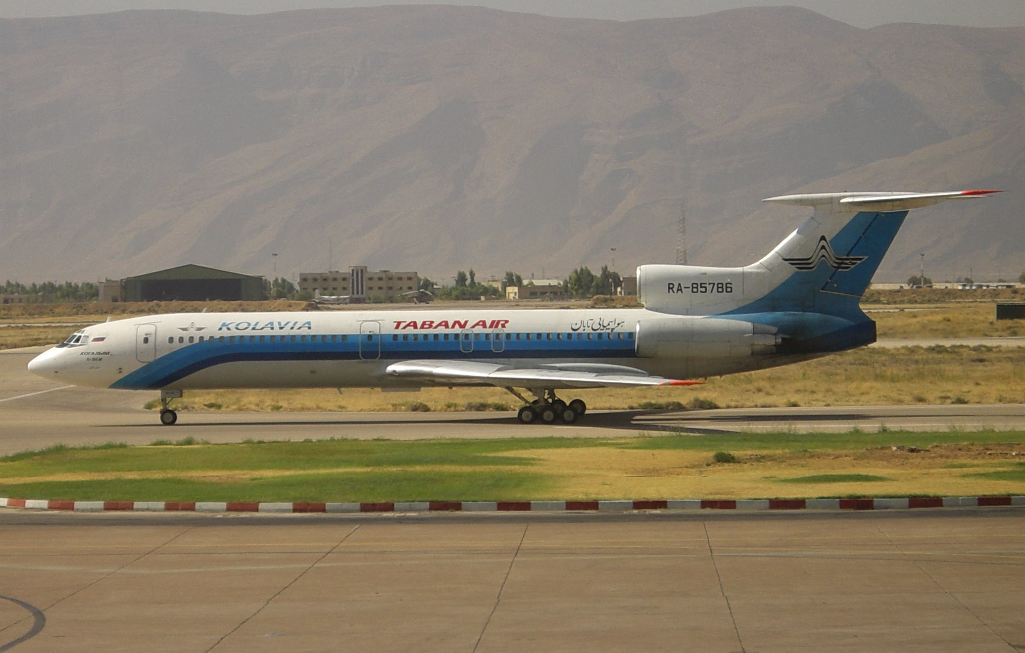 TabanairTupolevTu-154M