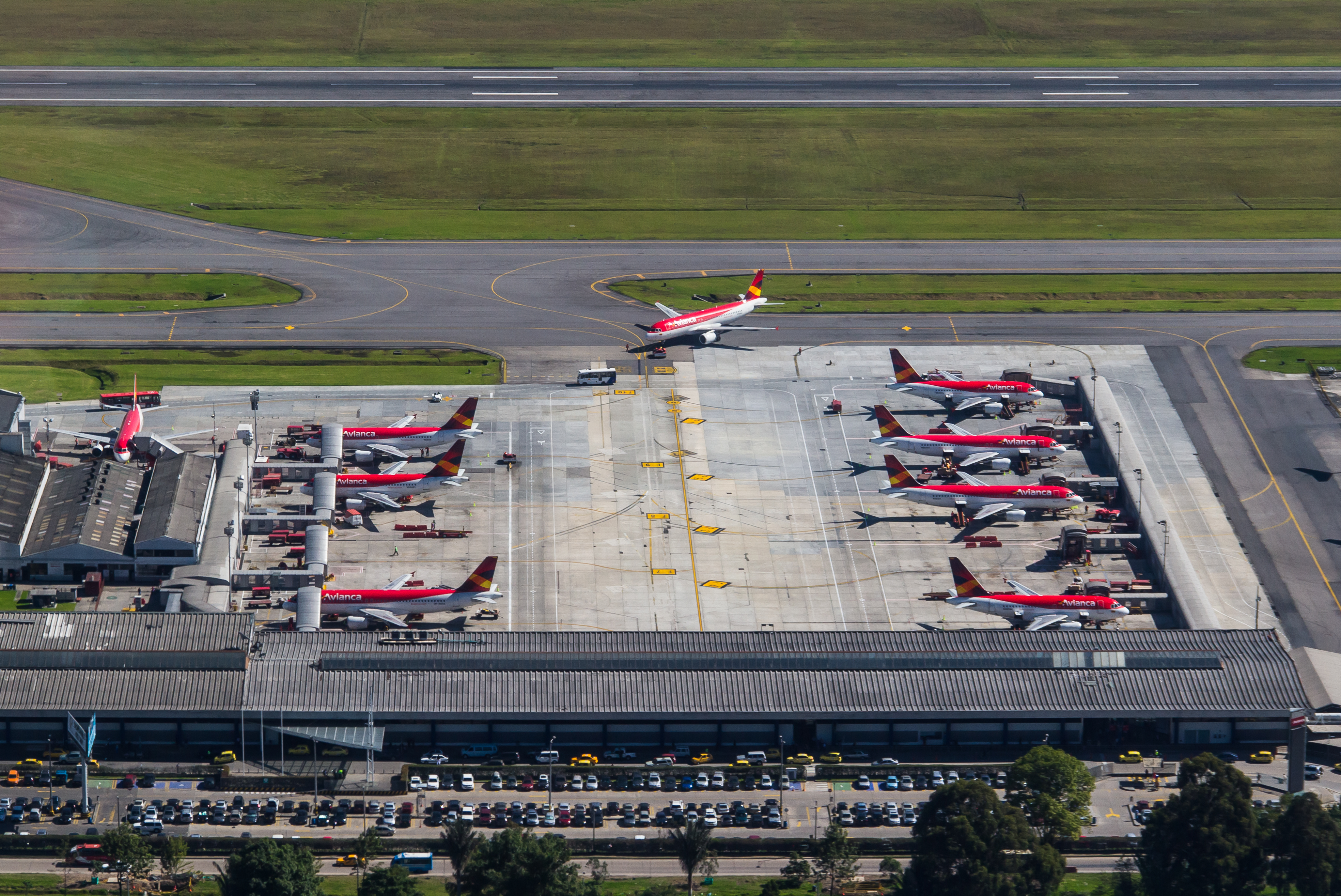 Terminal Puente Aereo - Bogotá (8413080126)
