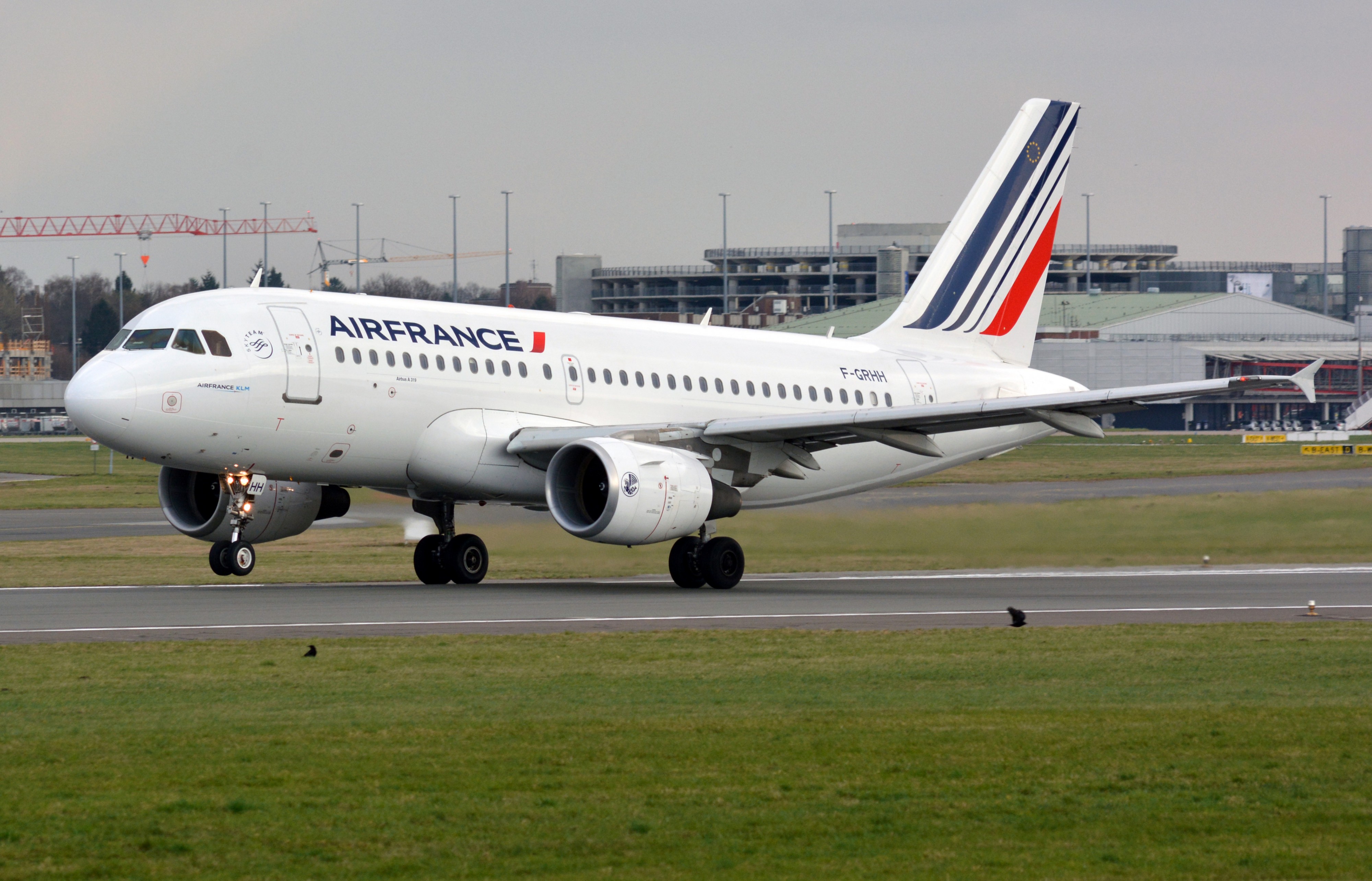 Airbus A319-111 (F-GRHH) 01