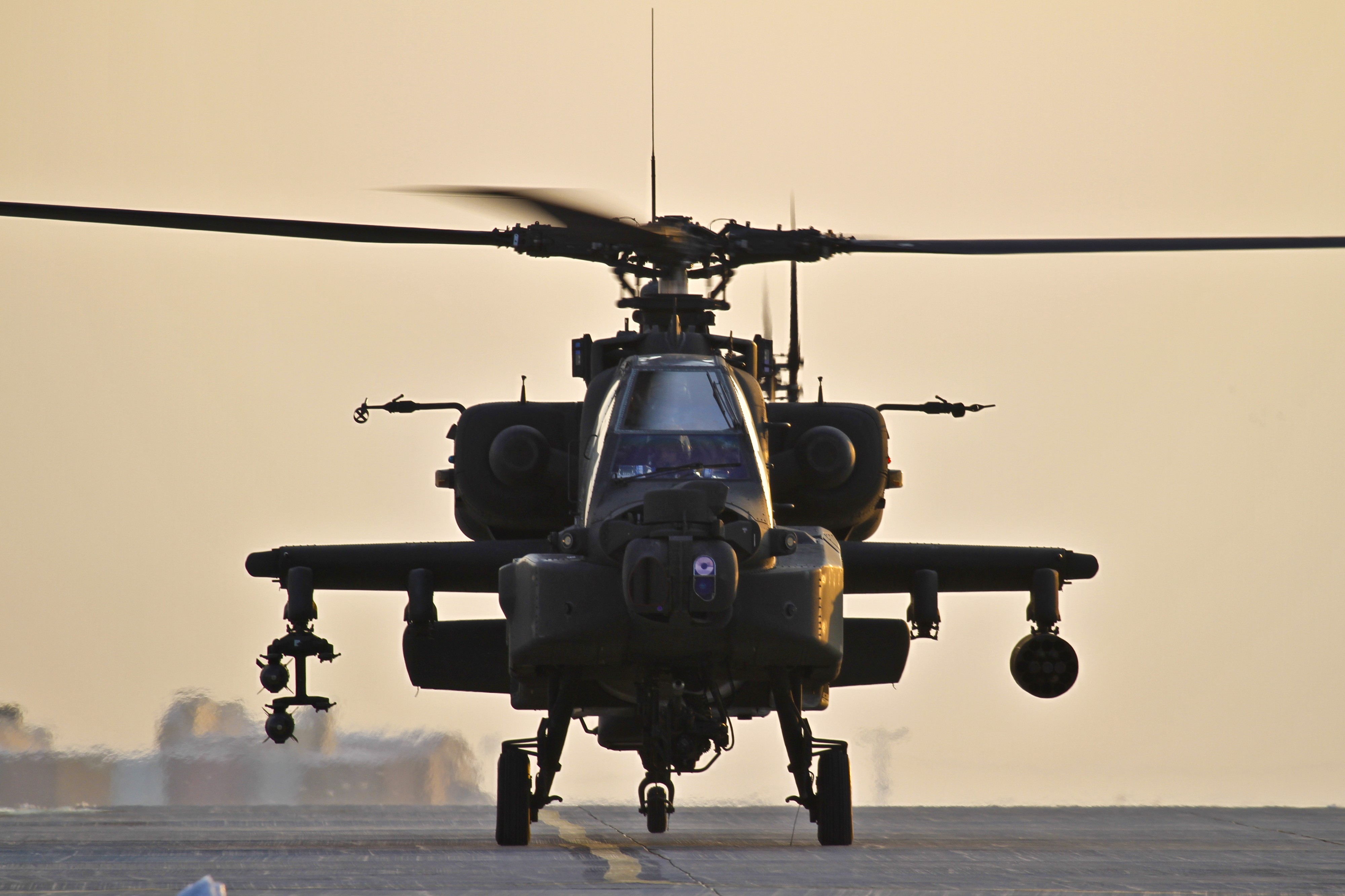 Flickr - The U.S. Army - Apache takeoff
