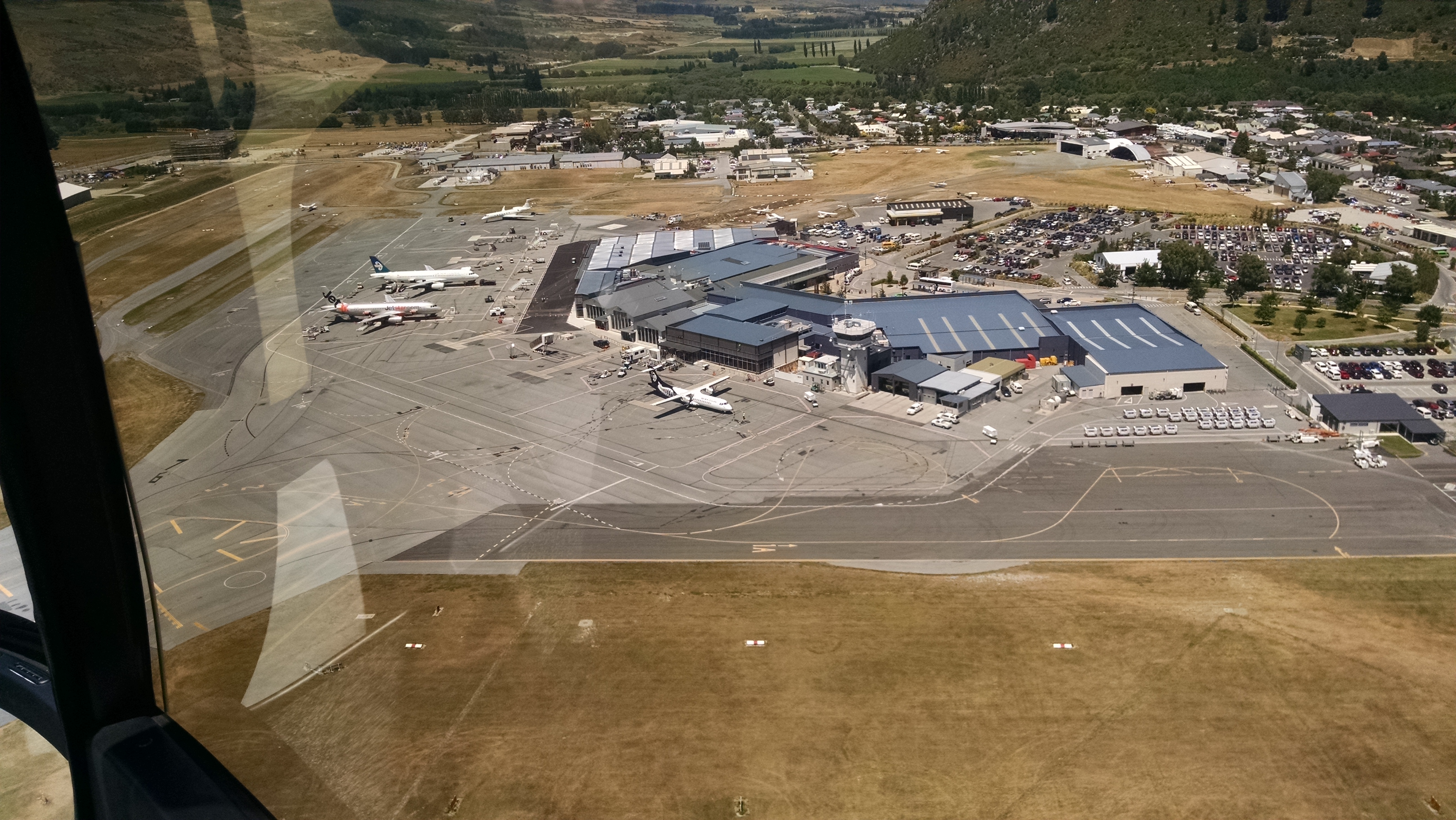 Photo of View of planes at Queenstown Airport from ZK-IDN 02