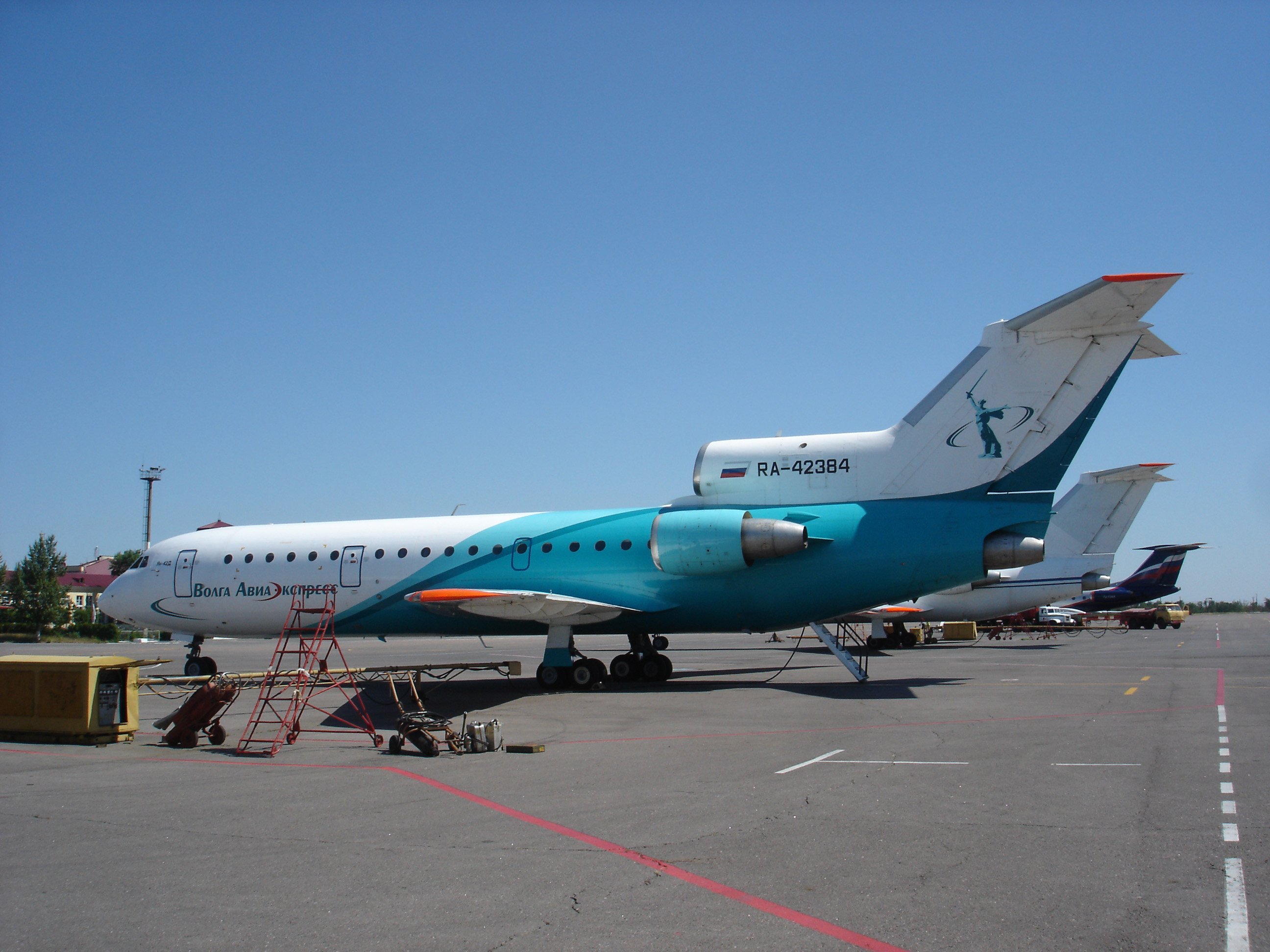 Volga-Aviaexpress Yak-42