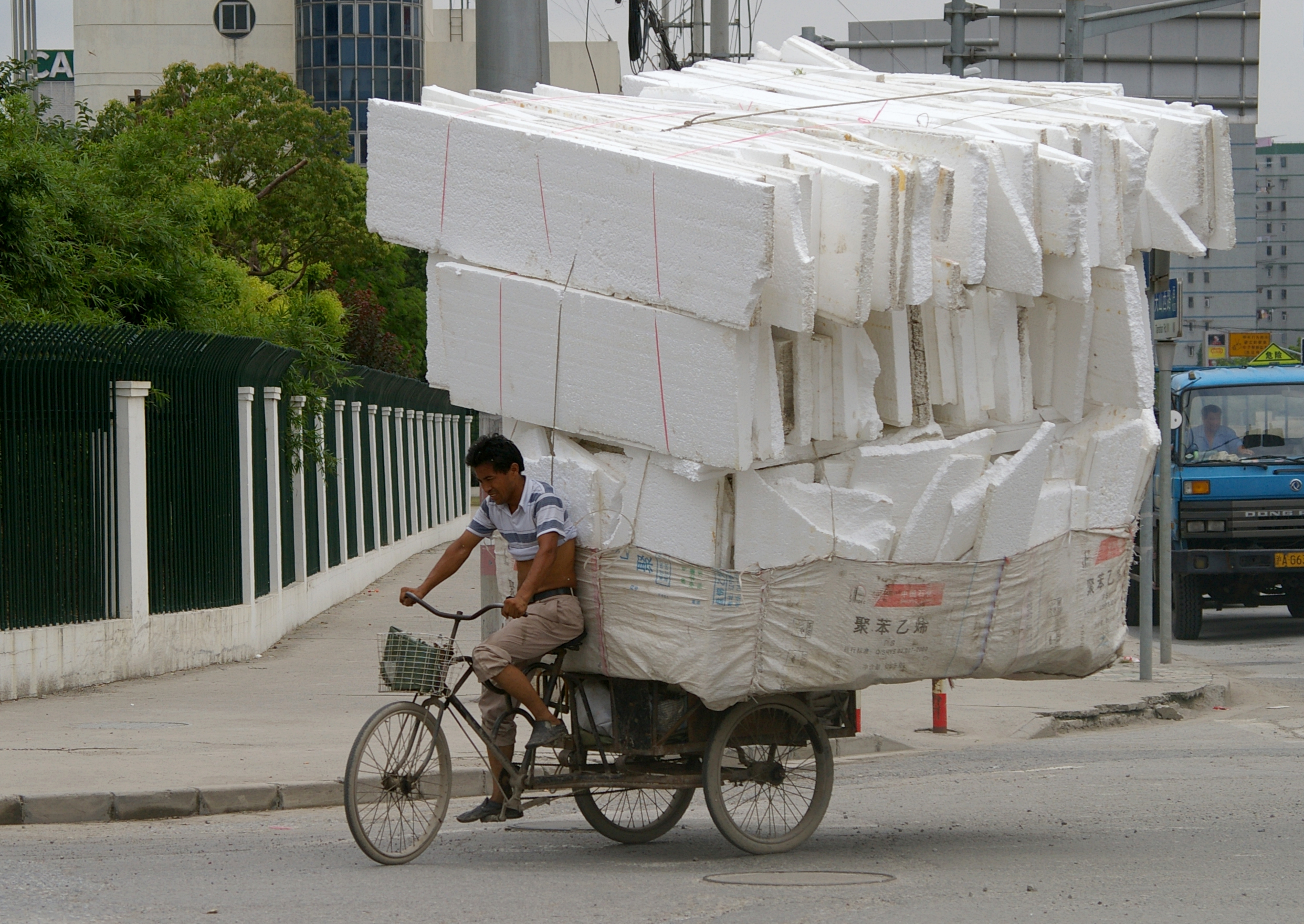 20080804 freight bicycle Shanghai 2383