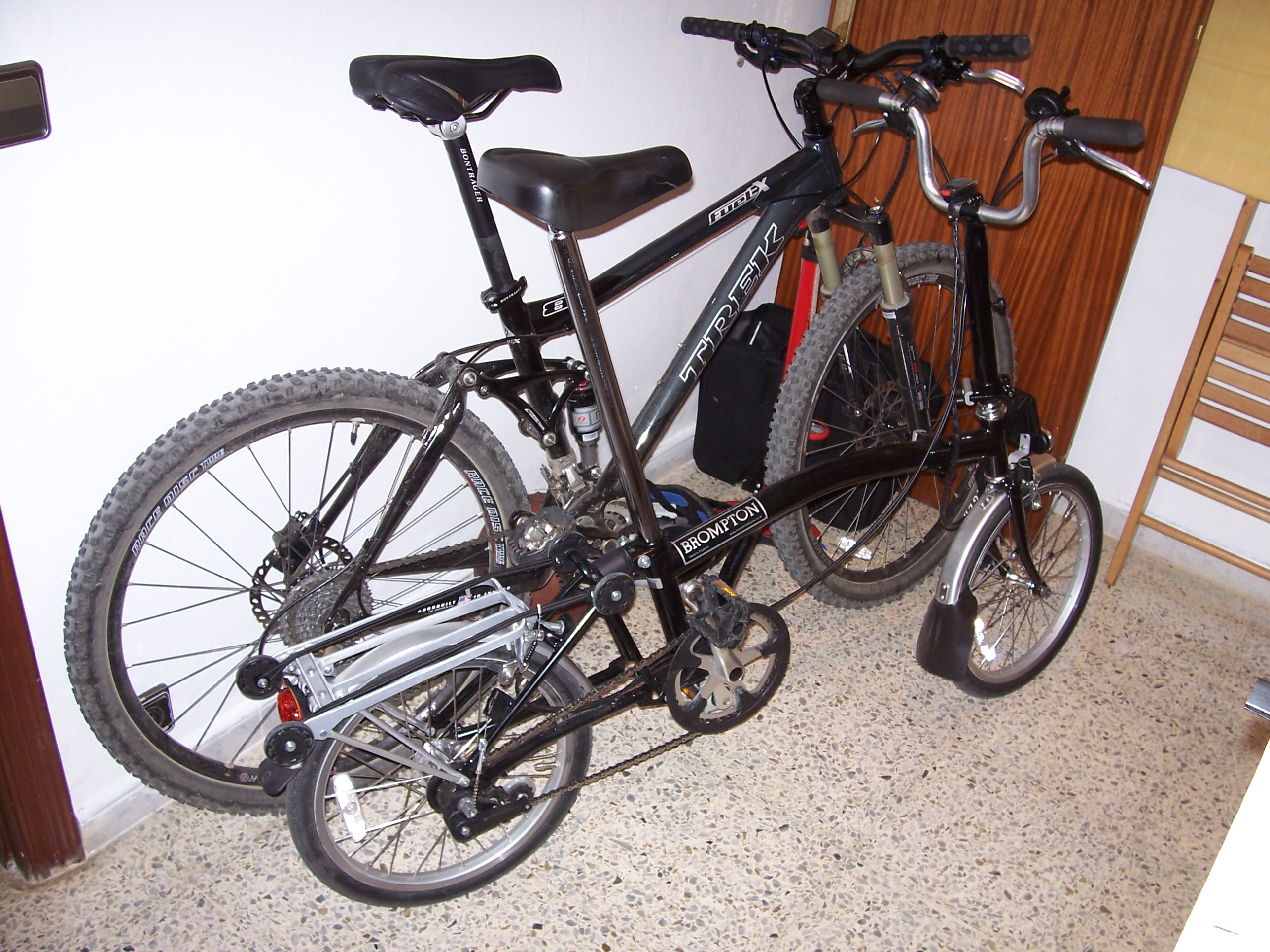Brompton vs Trek