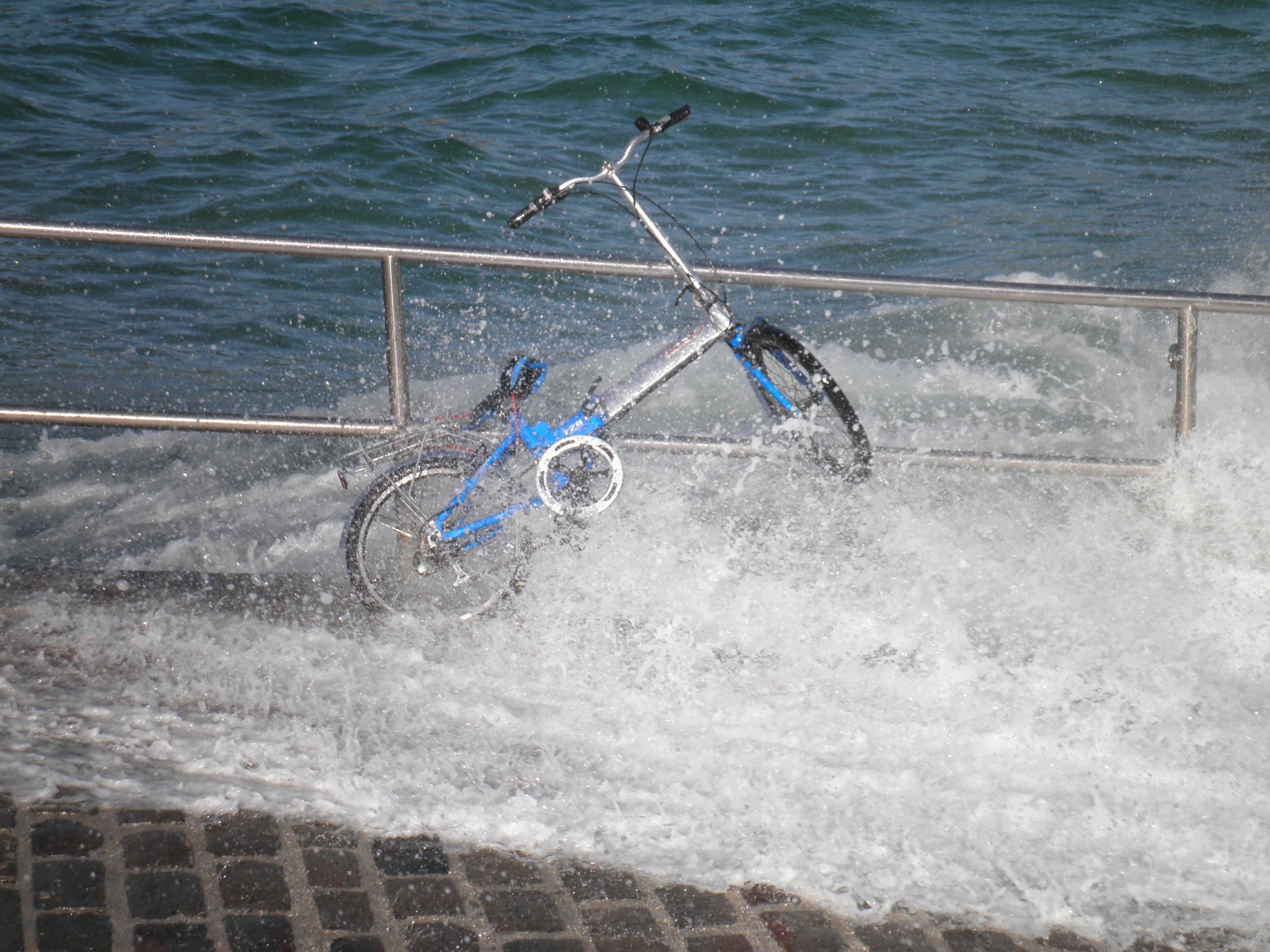 Cycle wave 001