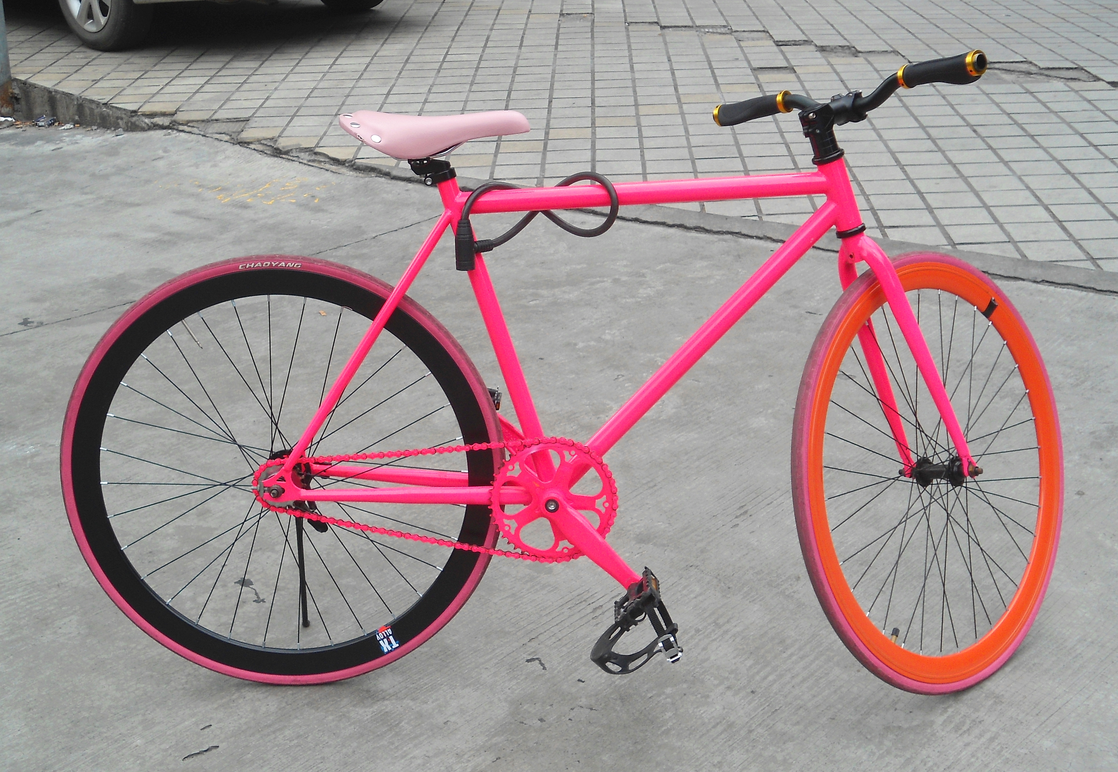 Fixed-gear bicycle in China - 01