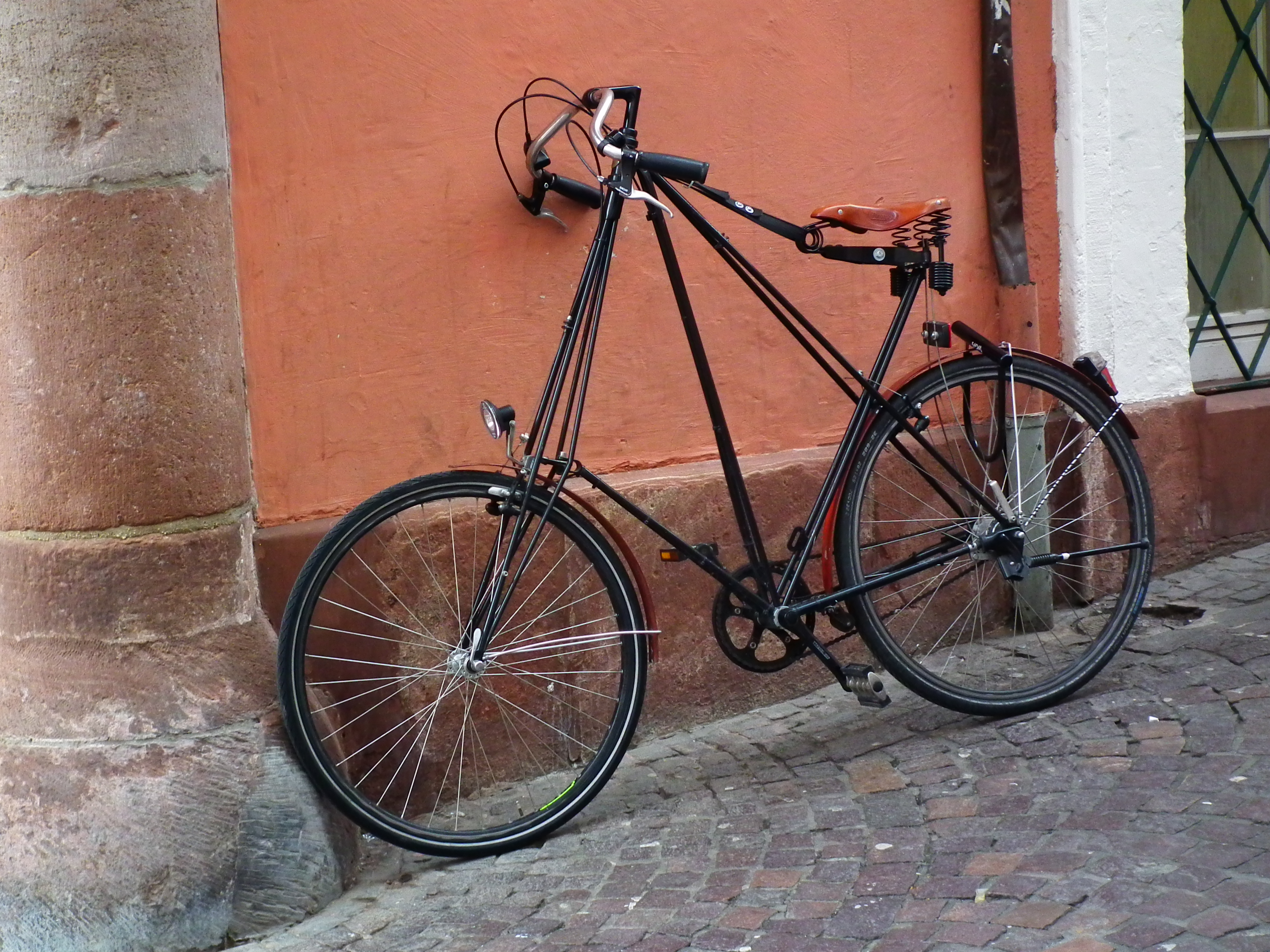 HD Schwarzes Herrenfahrrad 2012