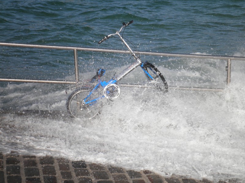 Cycle wave 001