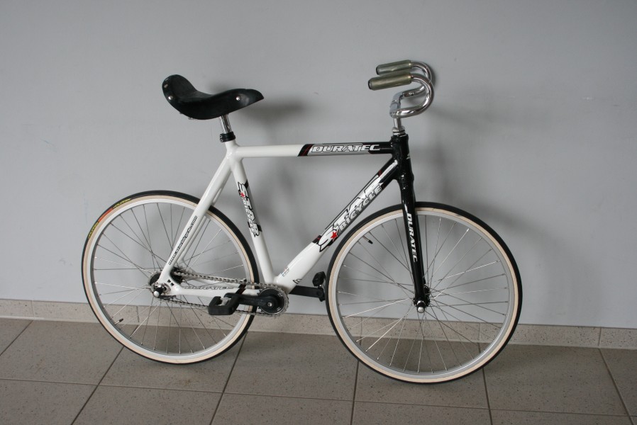 Kunstrad-01