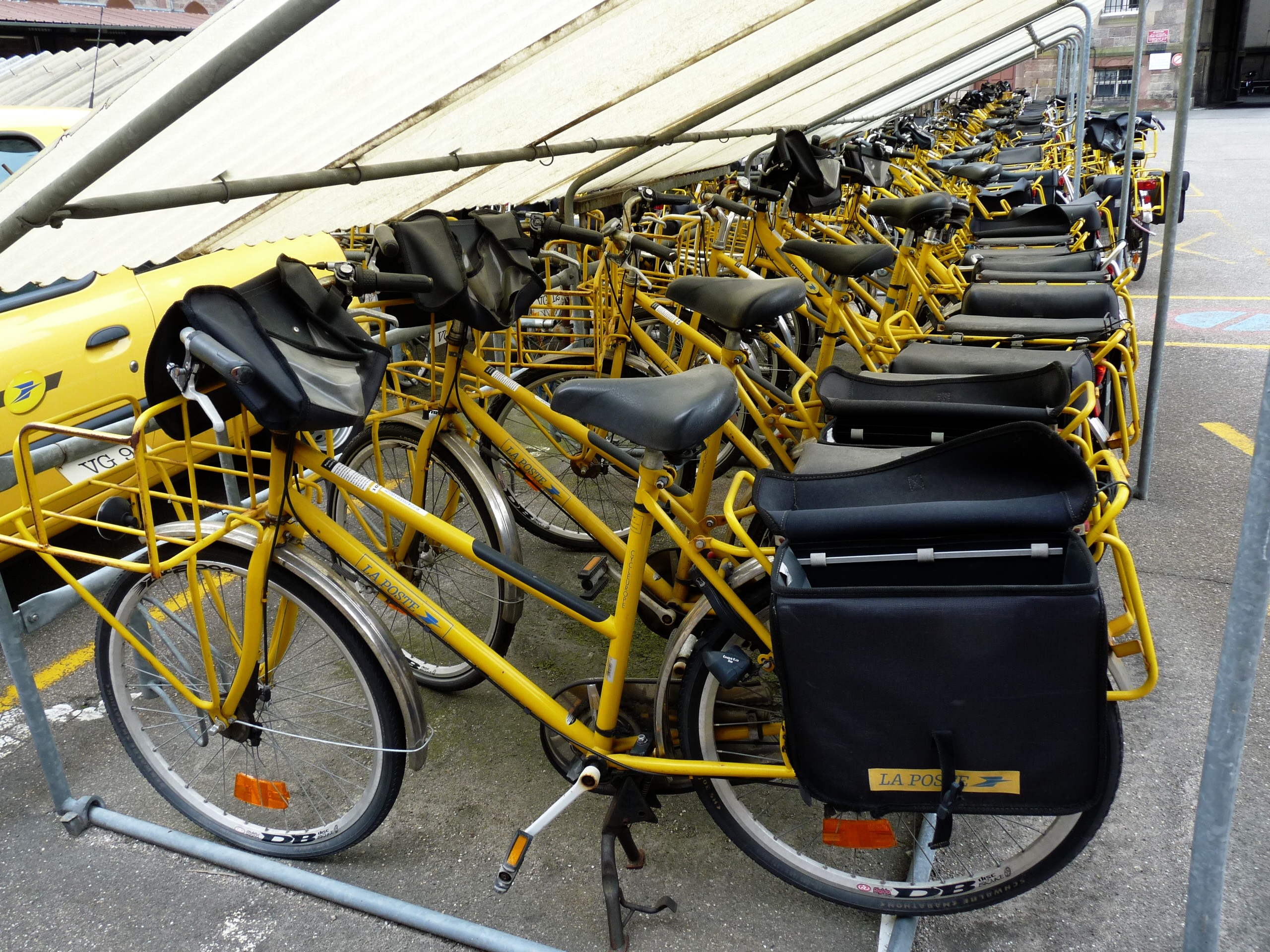 Strasbourg - La Poste - Velos