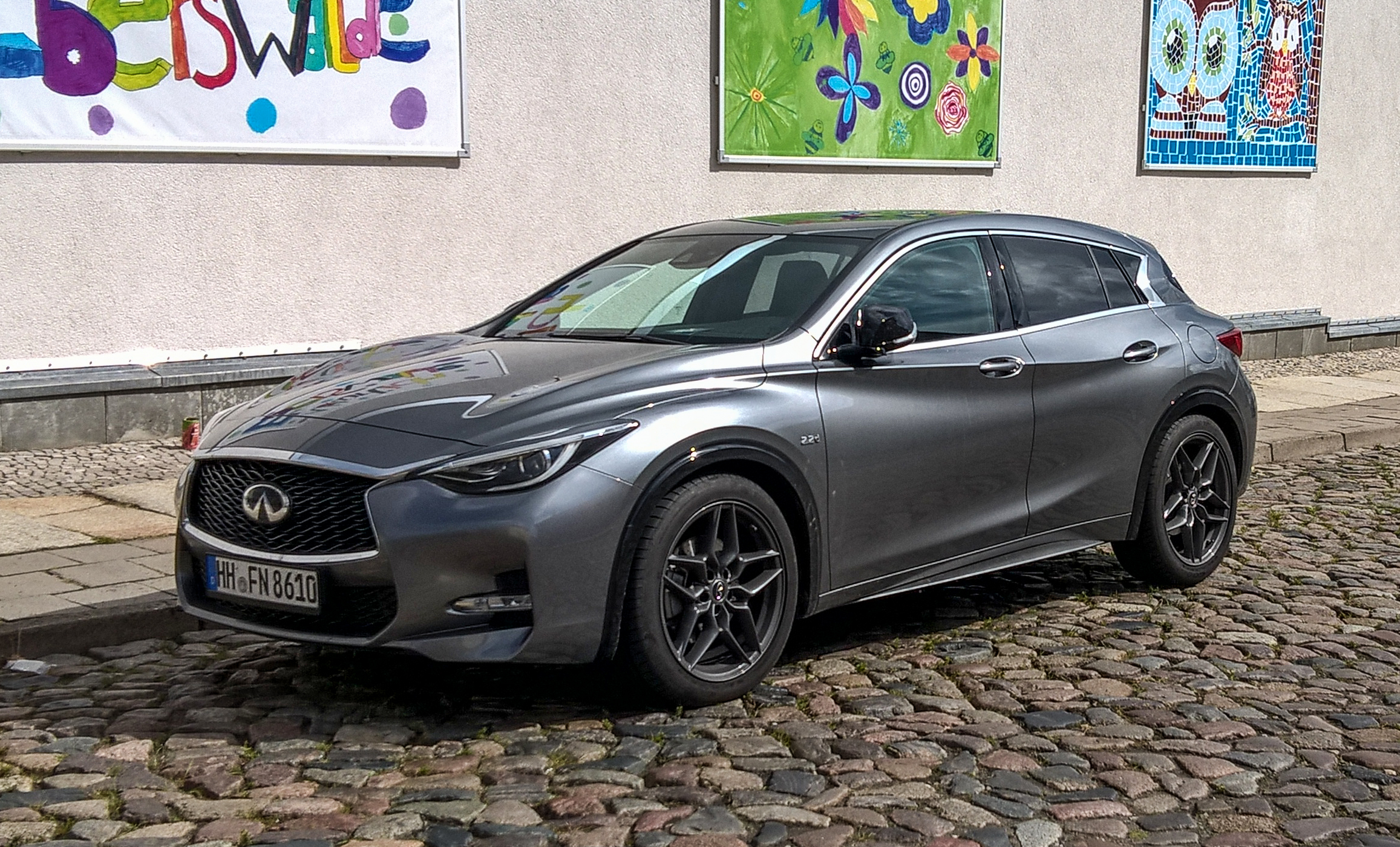 16-08-17-Infiniti Q30 RalfR-WP 20160817 10 57 49 Pro