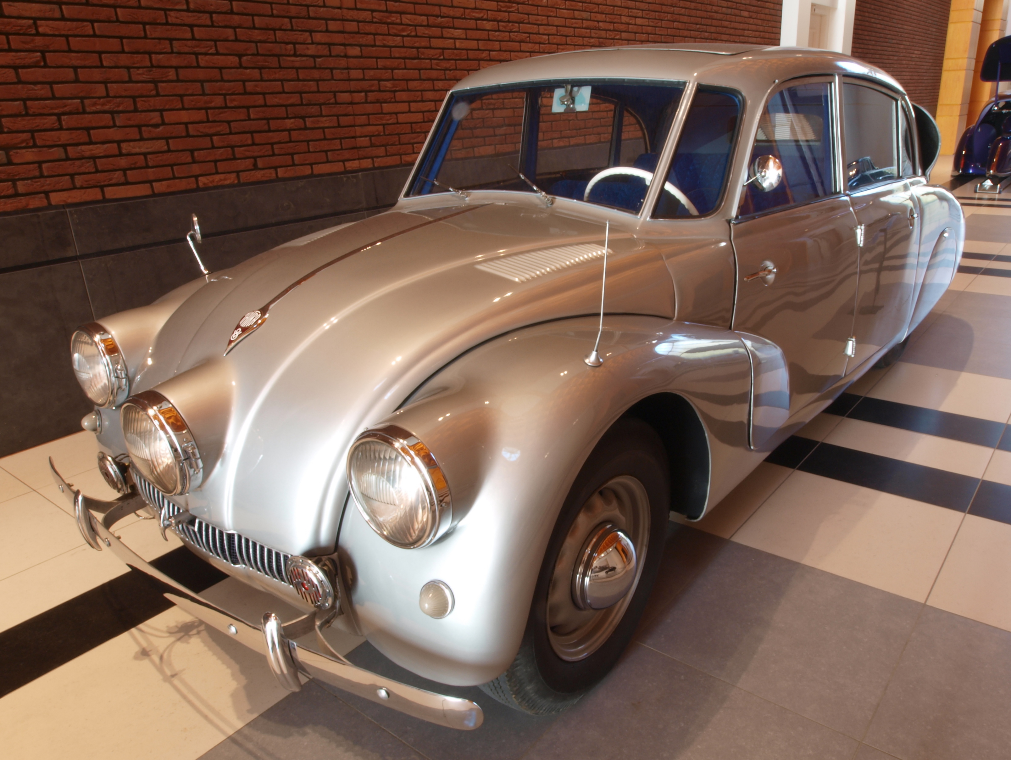 1948 Tatra 87 photo1