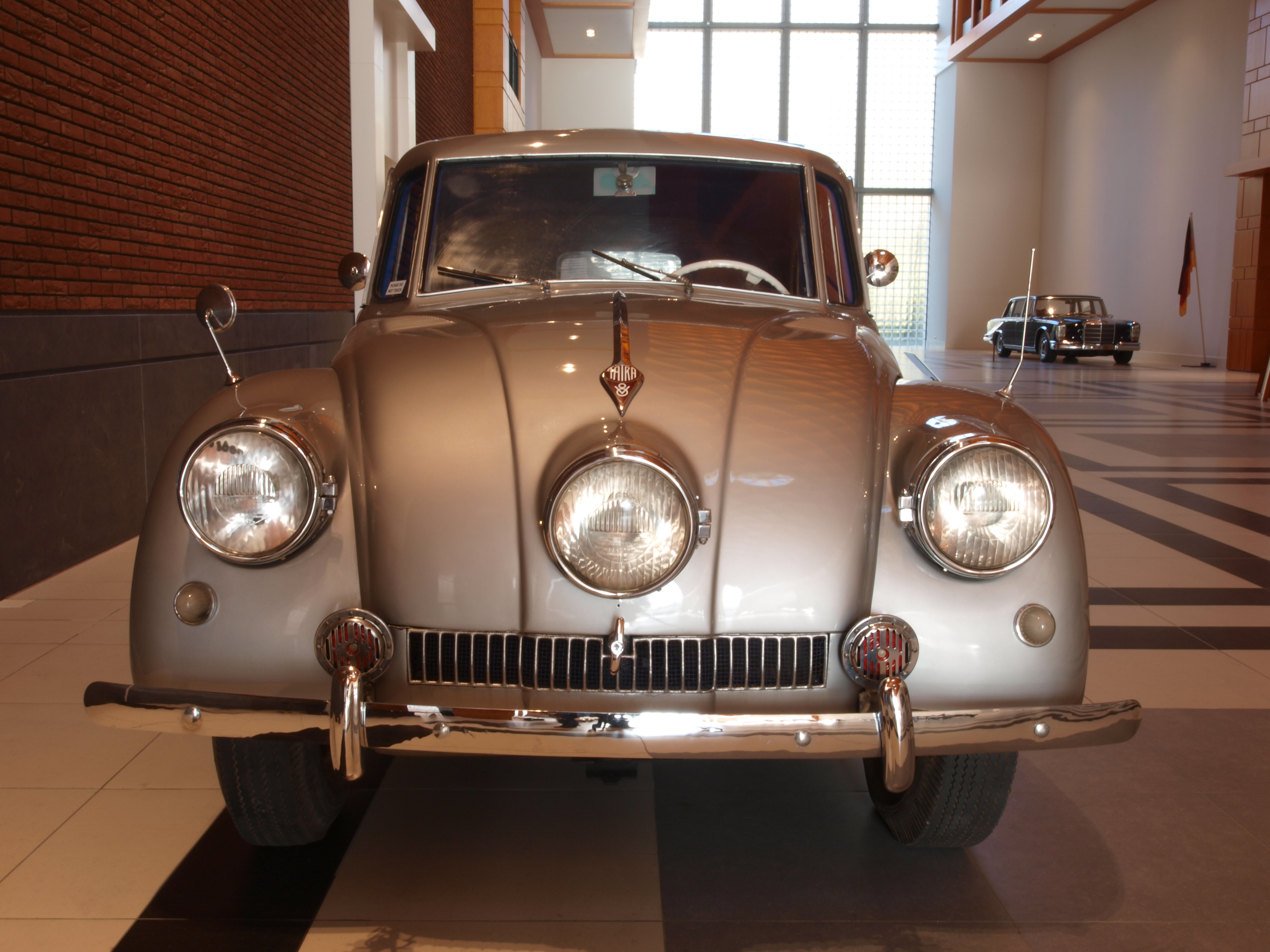1948 Tatra 87 photo4