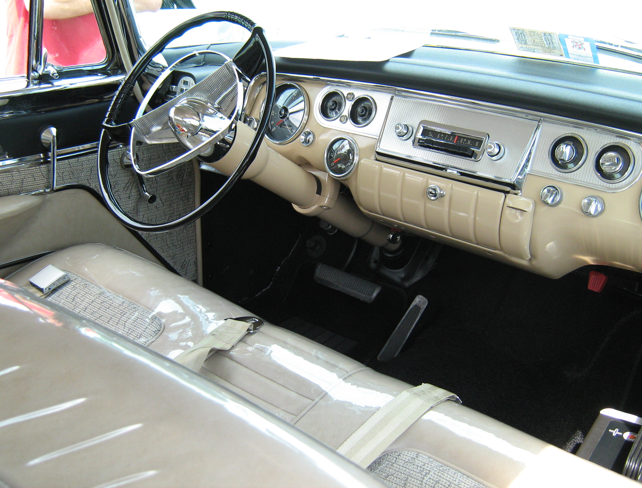 1956 Plymouth Fury white va inter
