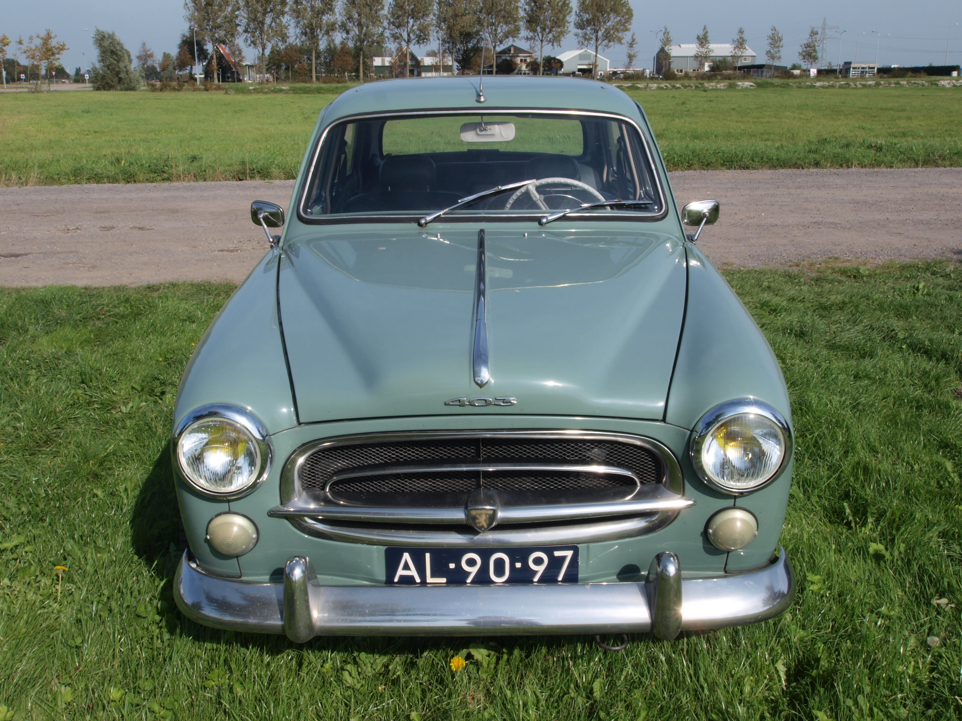 1960 Peugeot 403 photo-2