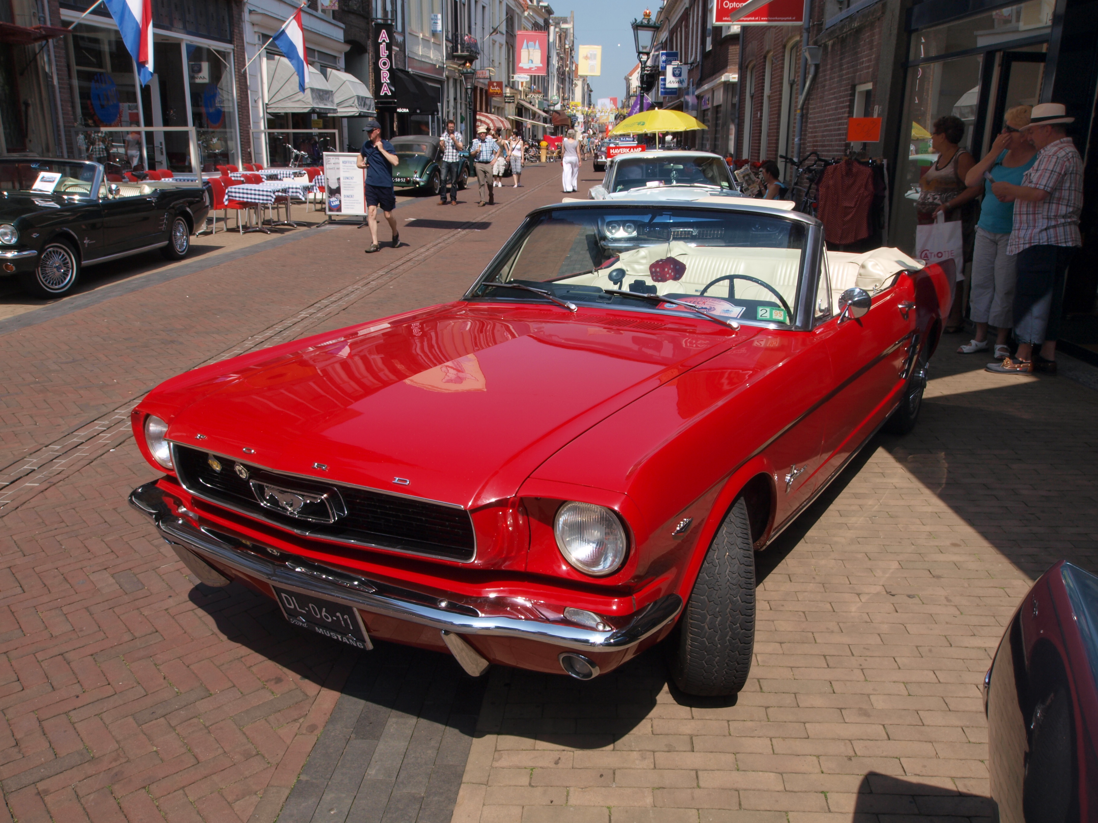 1966 Ford Mustang DL-06-11 p1