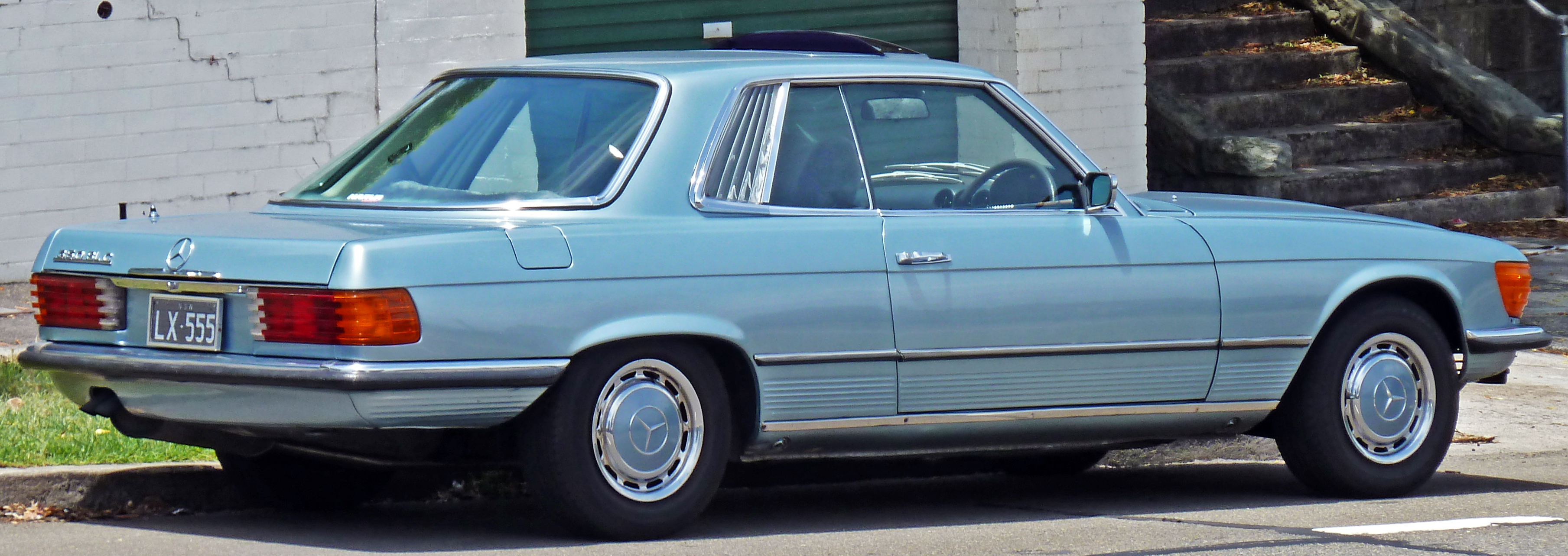 1971-1976 Mercedes-Benz 350 SLC (C107) coupe (2011-01-05) 02