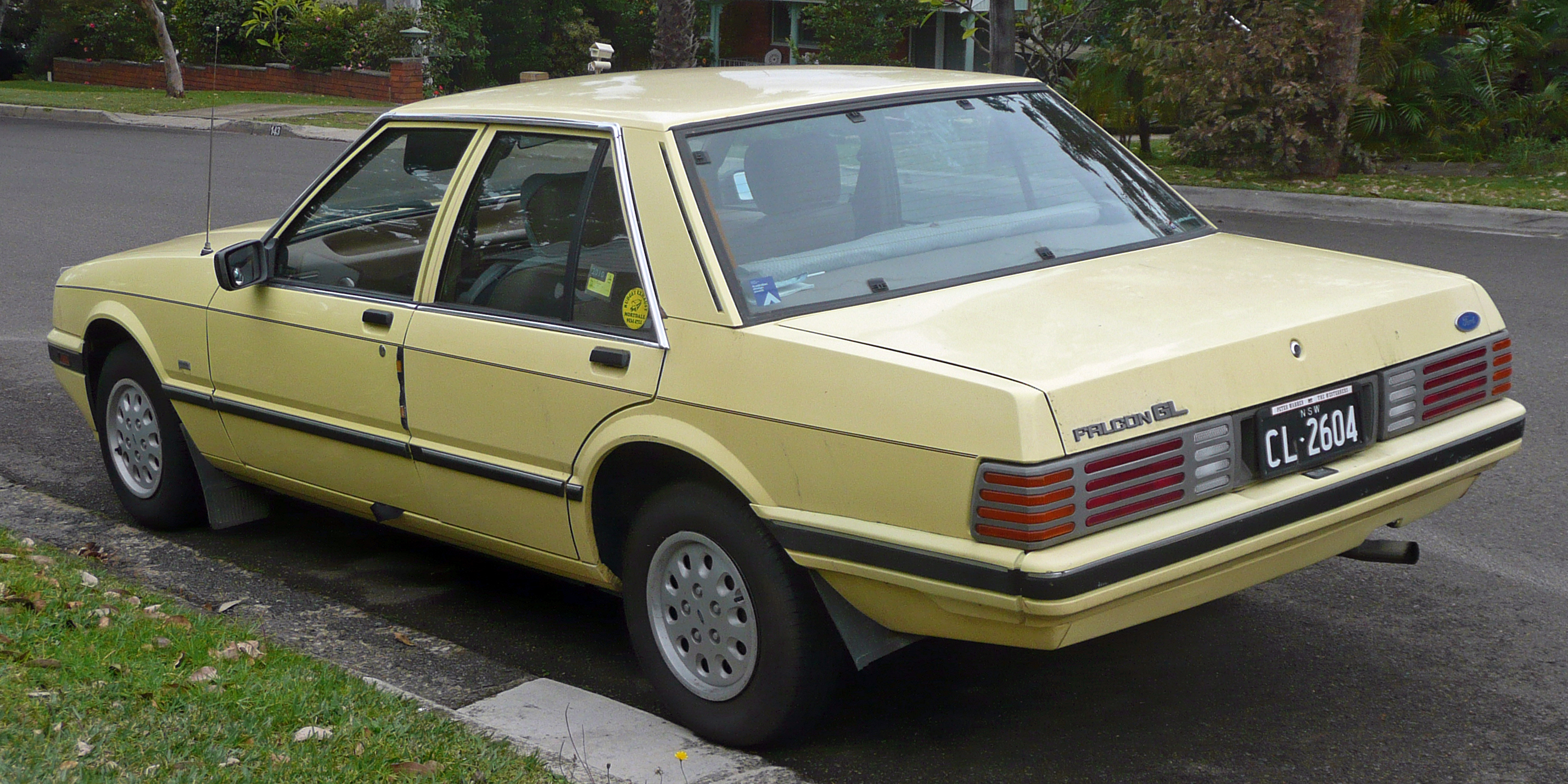 1986-1988 Ford XF Falcon GL sedan 05
