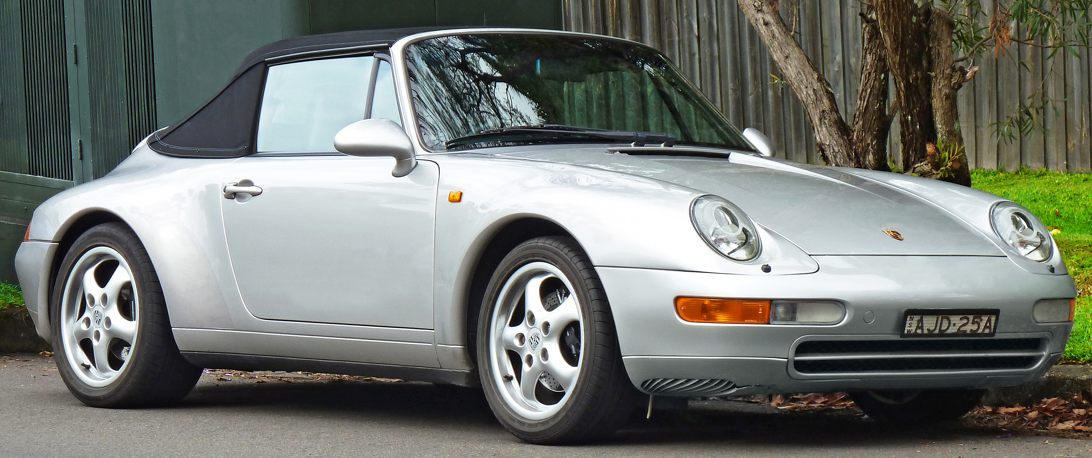 1994-1997 Porsche 911 Carrera (993) cabriolet (2011-11-18) 01