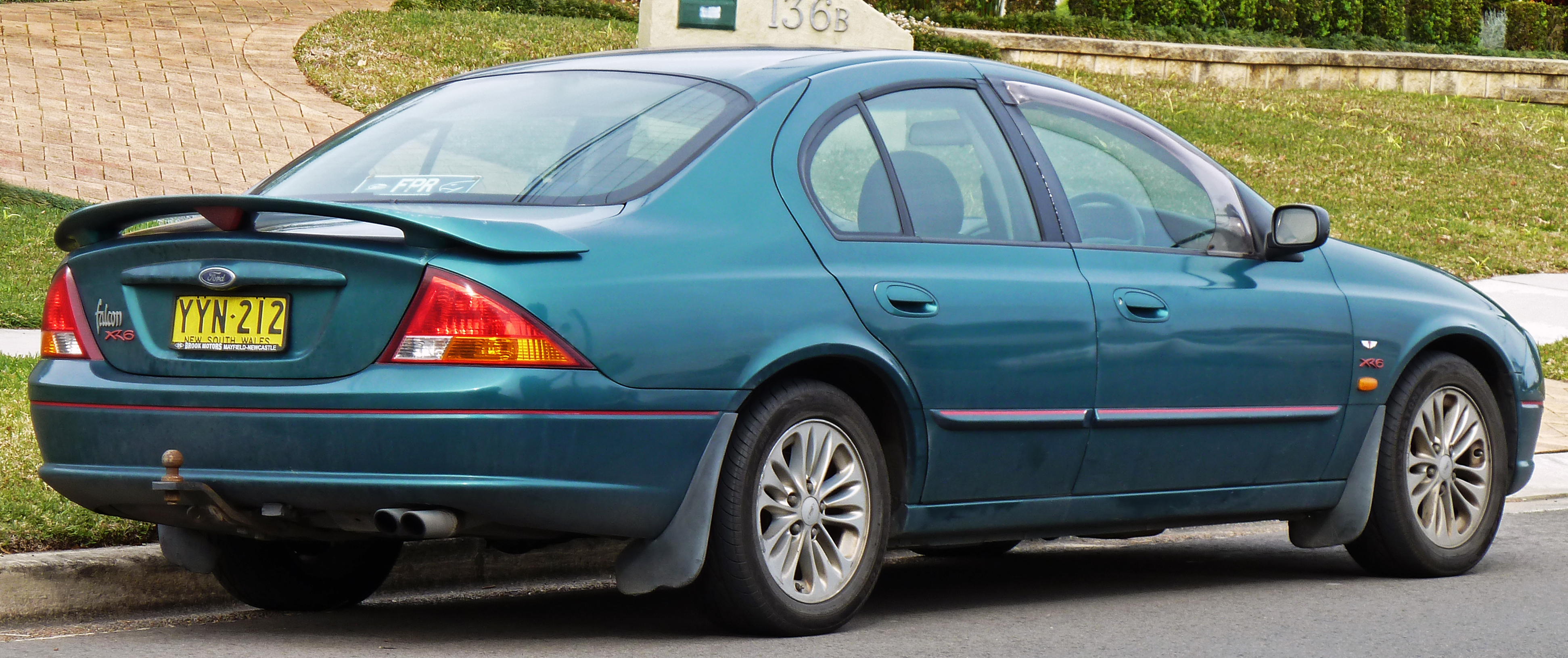 1998-2000 Ford AU Falcon XR6 sedan 03