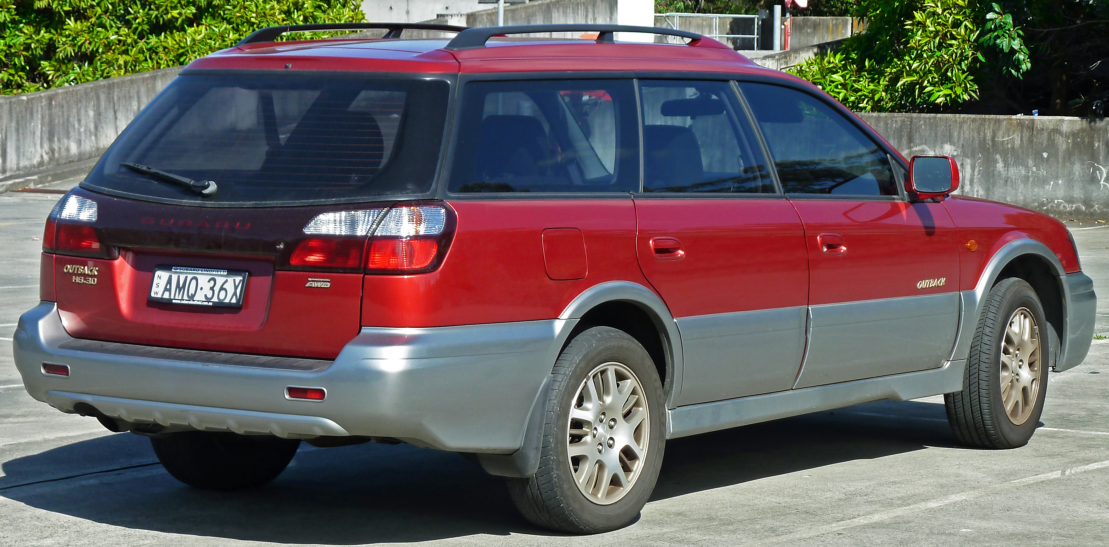 2002-2003 Subaru Outback (MY03) H6 3.0 station wagon (2011-09-03)