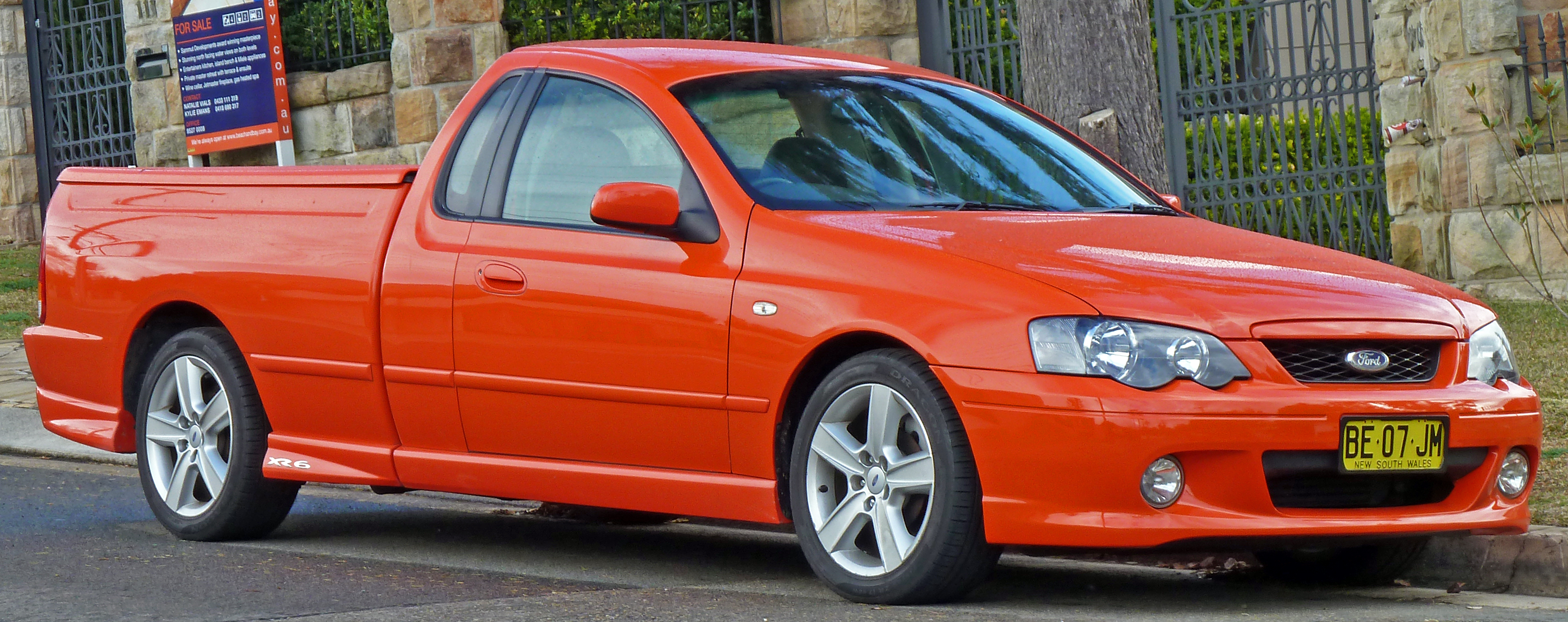 2002-2004 Ford BA Falcon XR6 Turbo utility 01