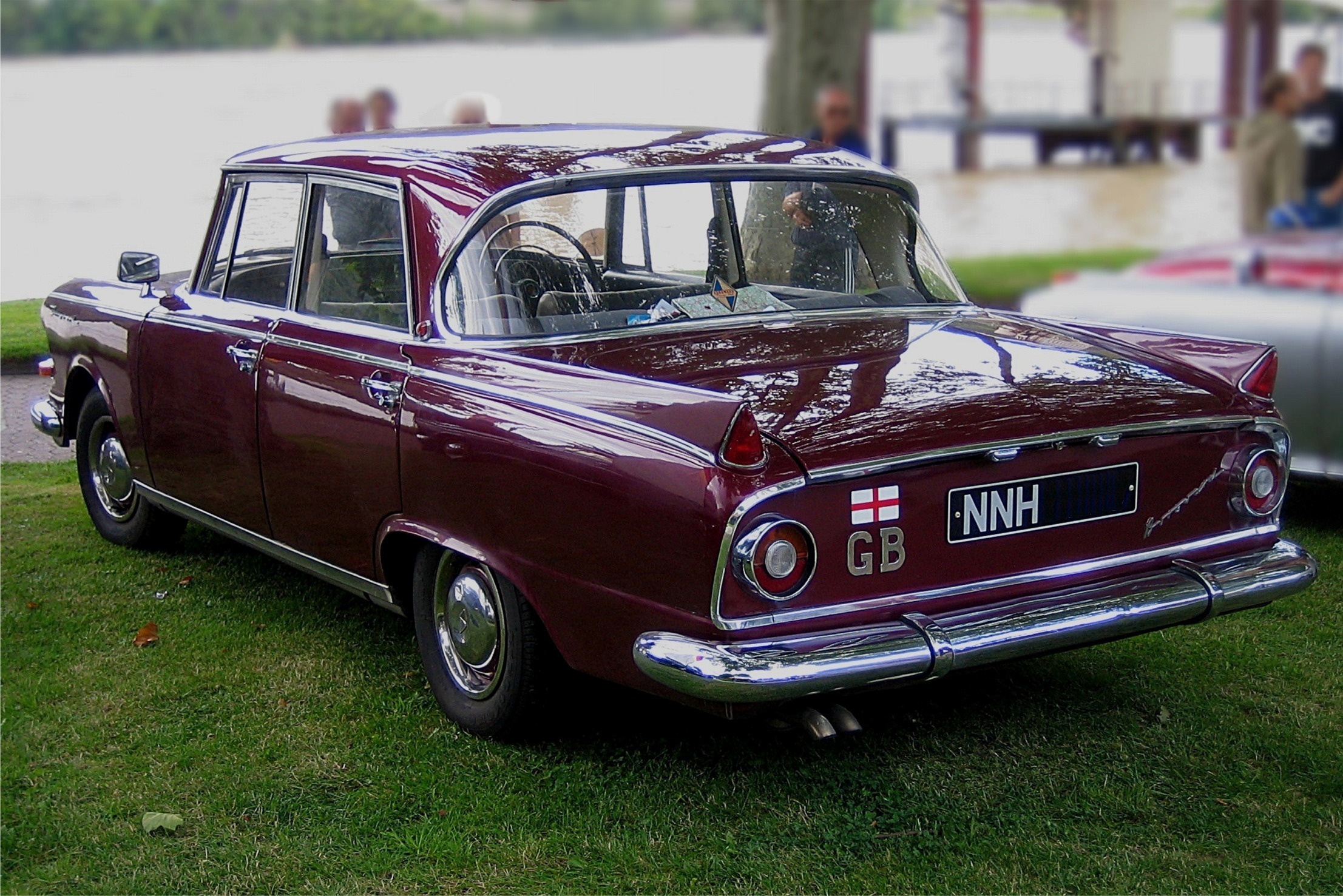 2005-08-26 Borgward P 100 3 Heck r