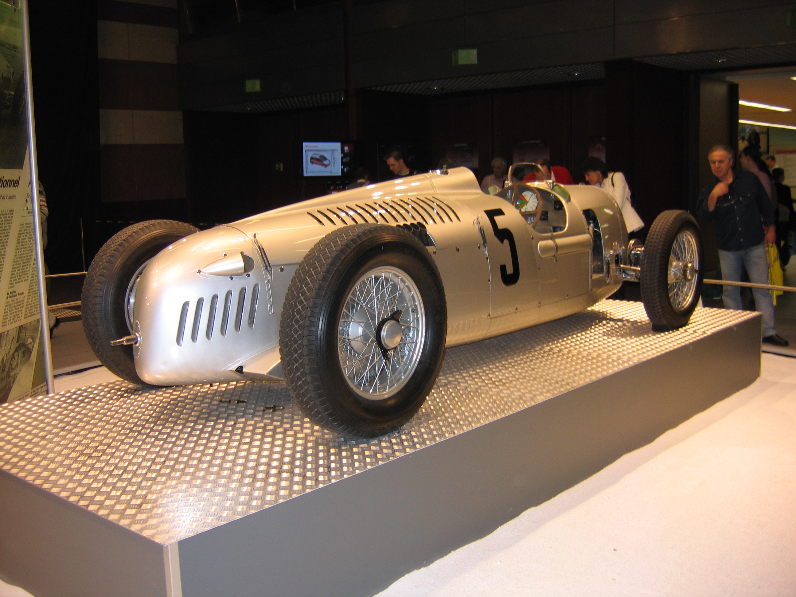 2006-03-03 Motorshow Geneva 037
