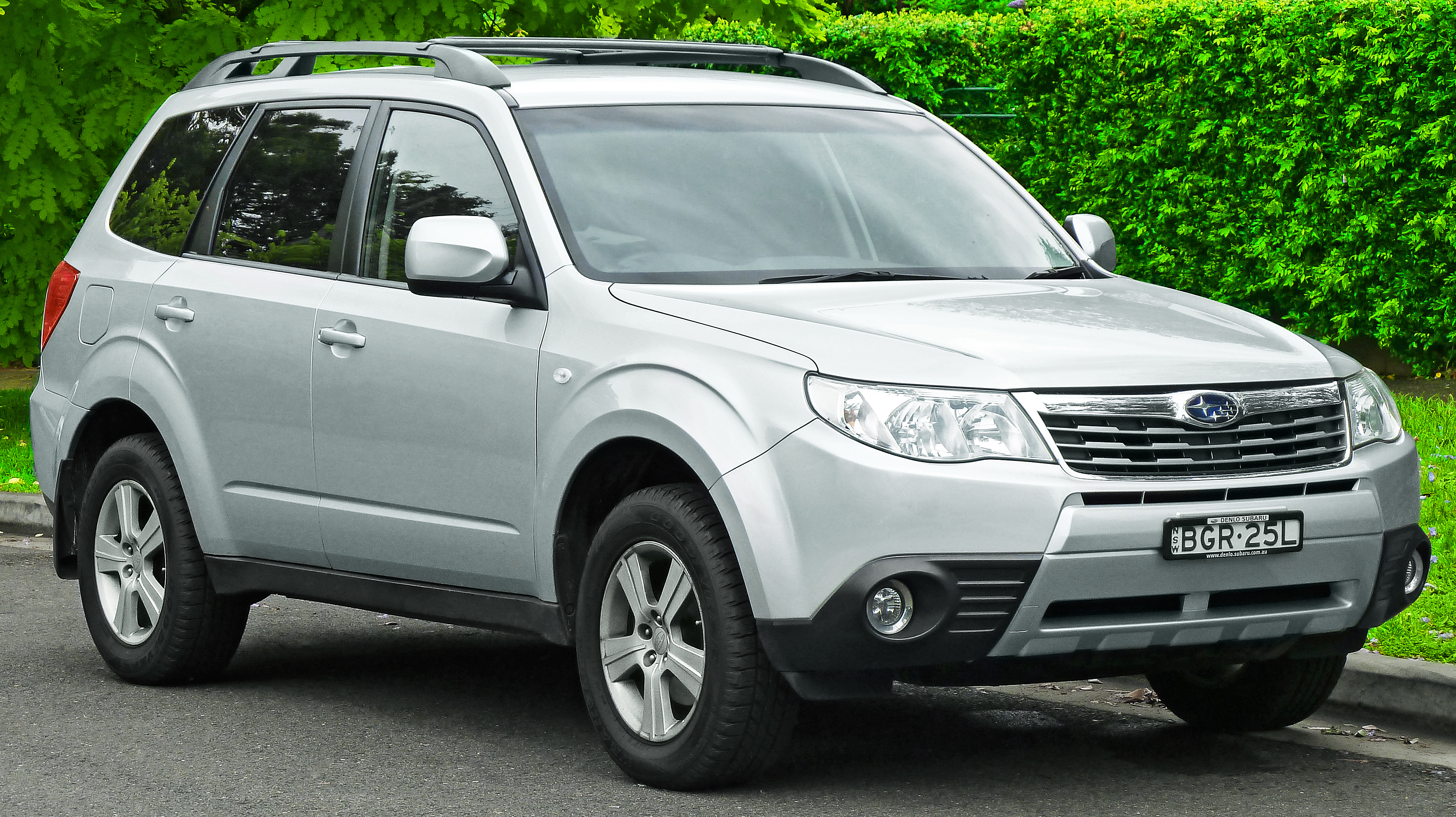 2008-2009 Subaru Forester (MY09) XS wagon (2011-11-18) 01