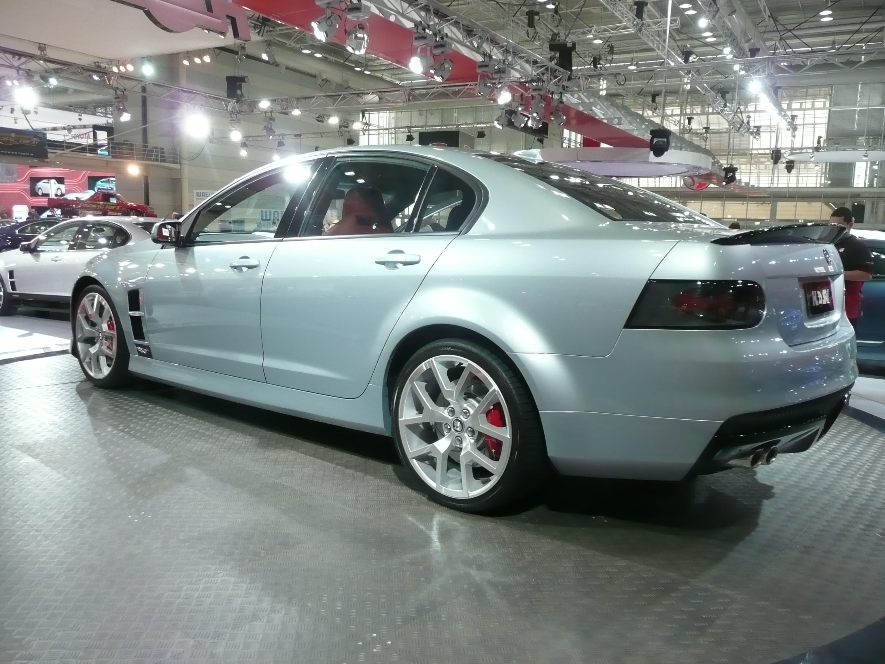 2008 HSV W427 (E Series) sedan 03