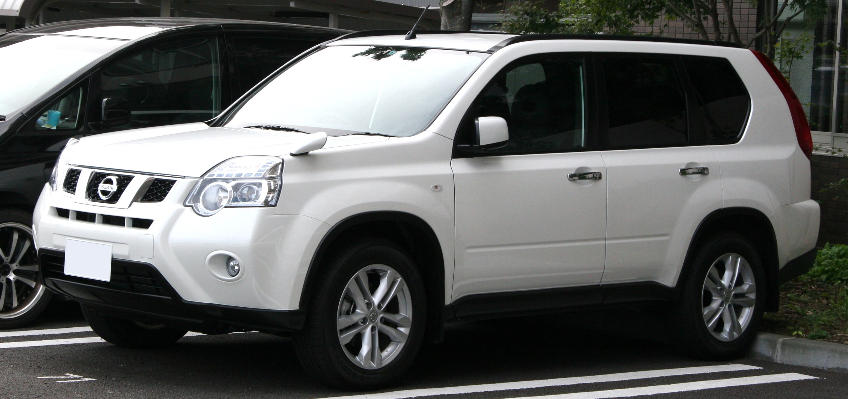 2010 NISSAN X-TRAIL