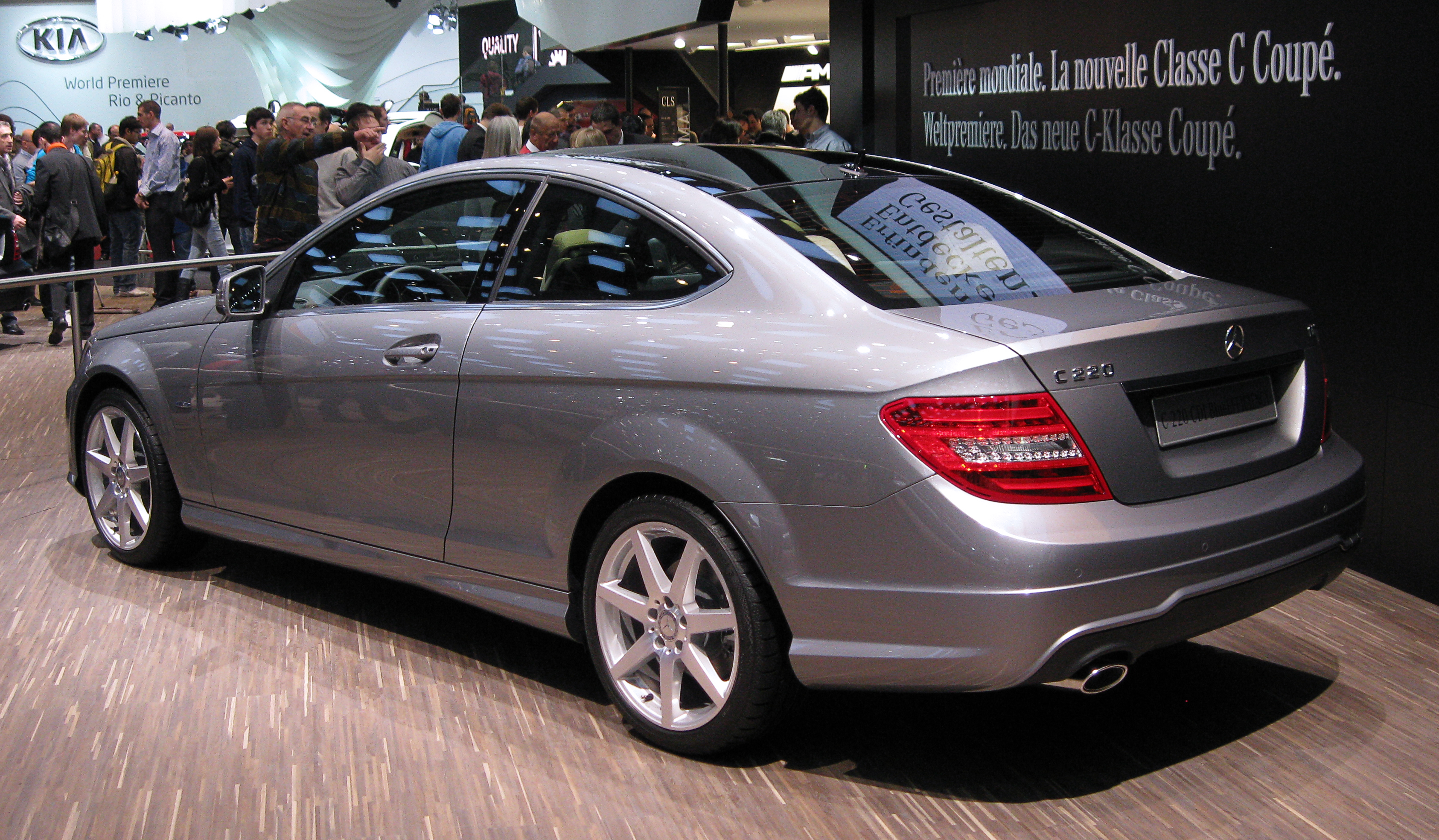 2011-03-04 Autosalon Genf 1286