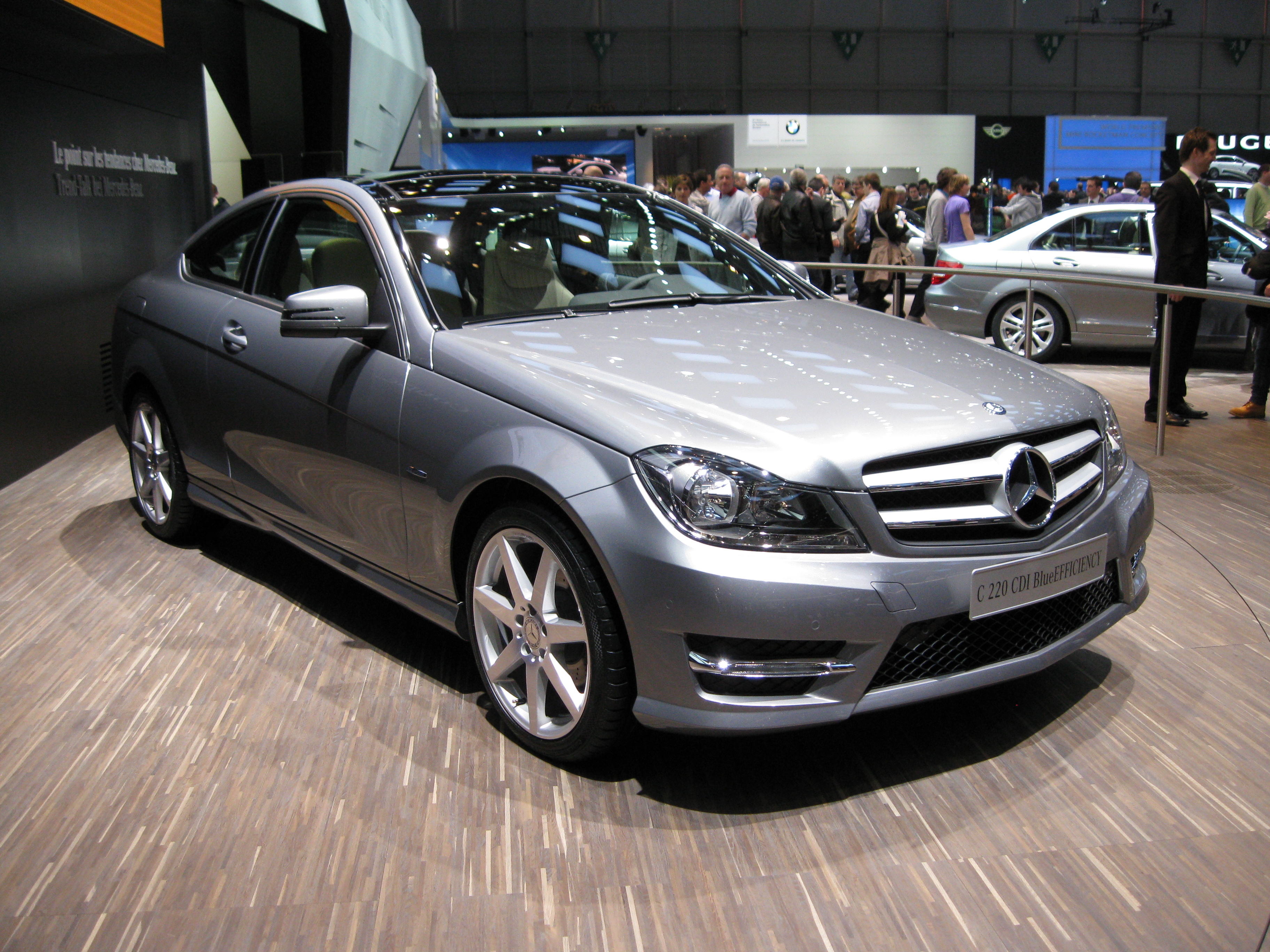 2011-03-04 Autosalon Genf 1287