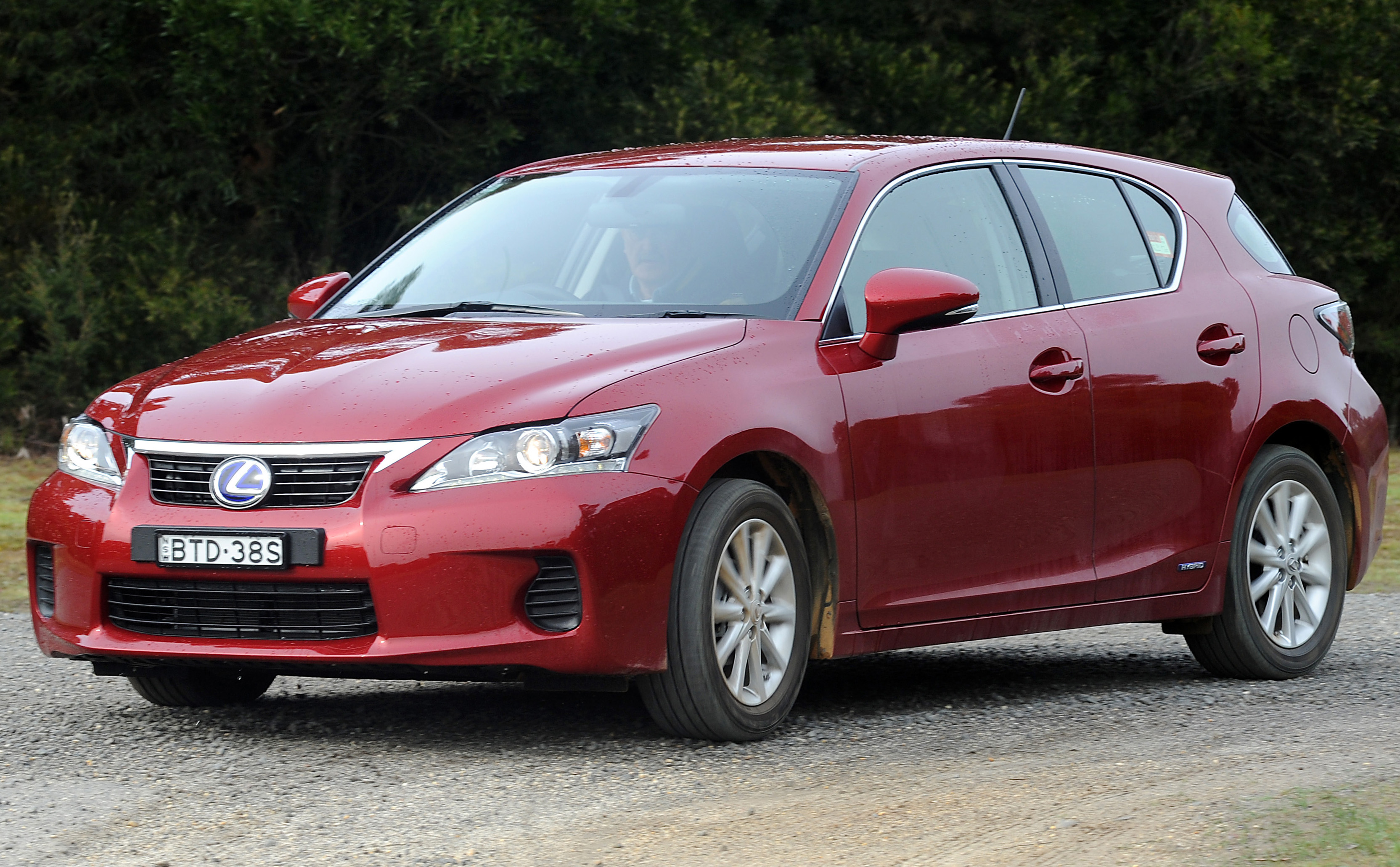 2011 Lexus CT 200h (ZWA10R) Prestige hatchback (2011-10-10)