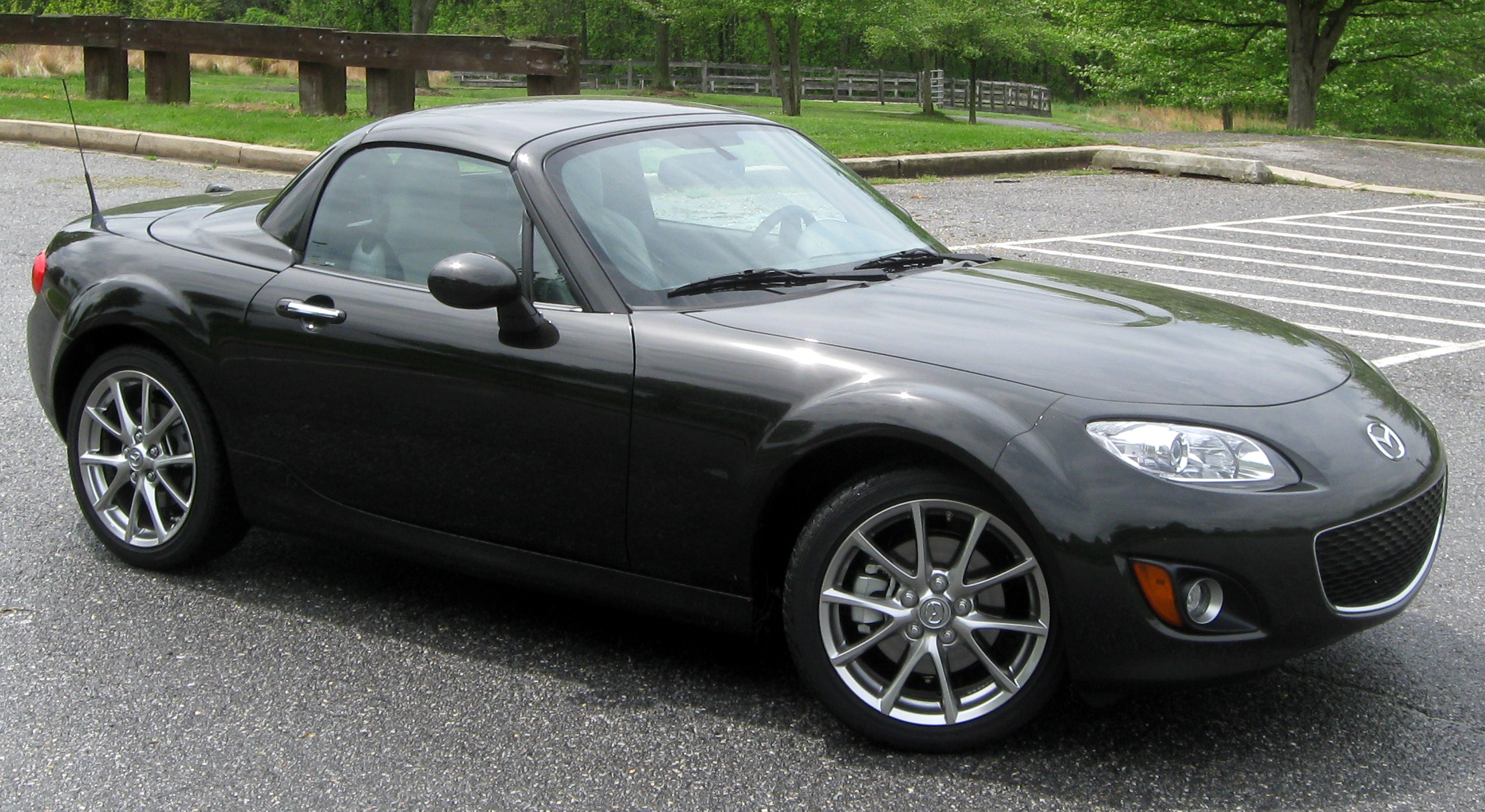 2011 Mazda MX-5 PRHT -- 04-28-2011 front