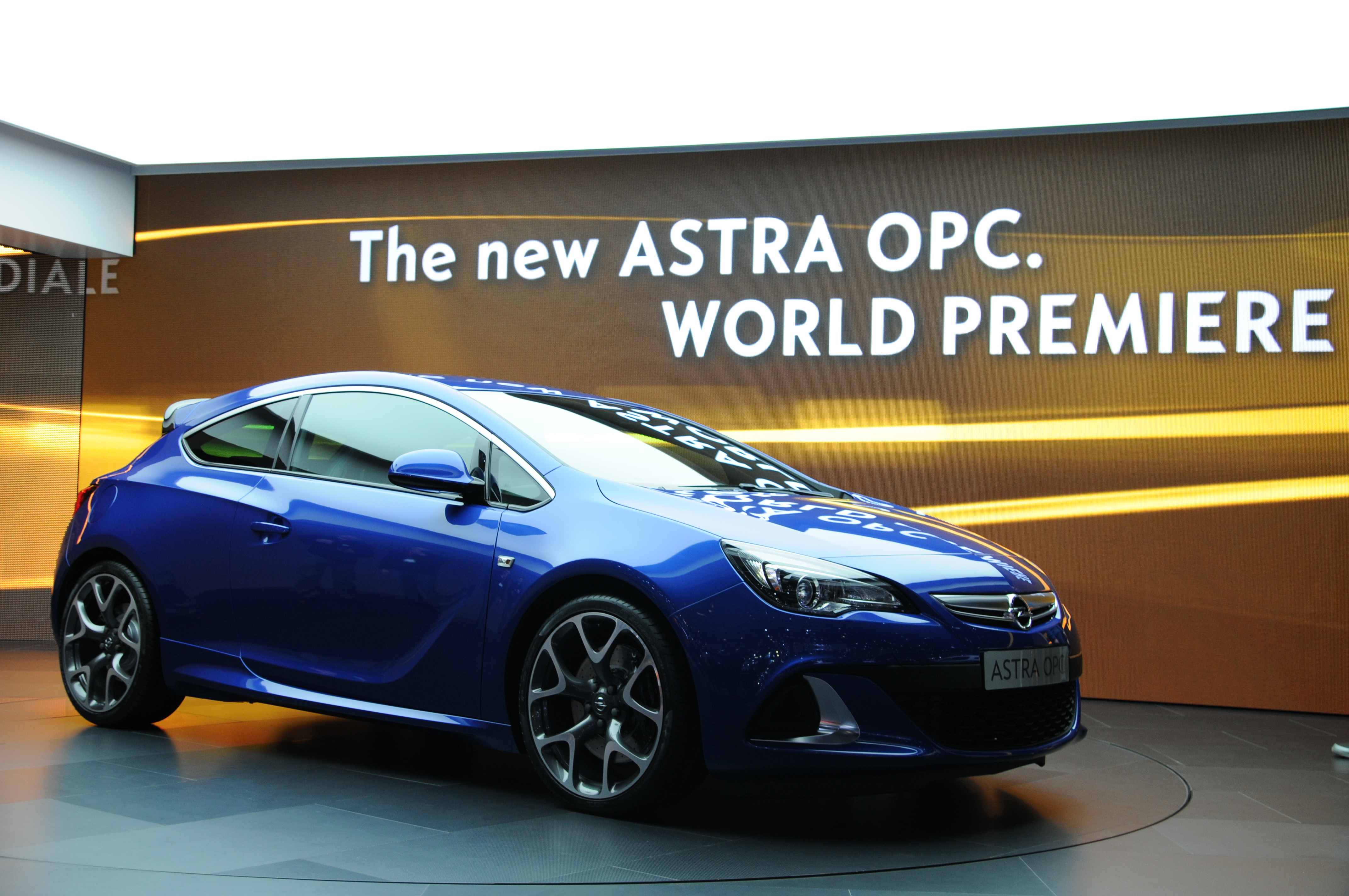 2012-03-07 Motorshow Geneva 4261