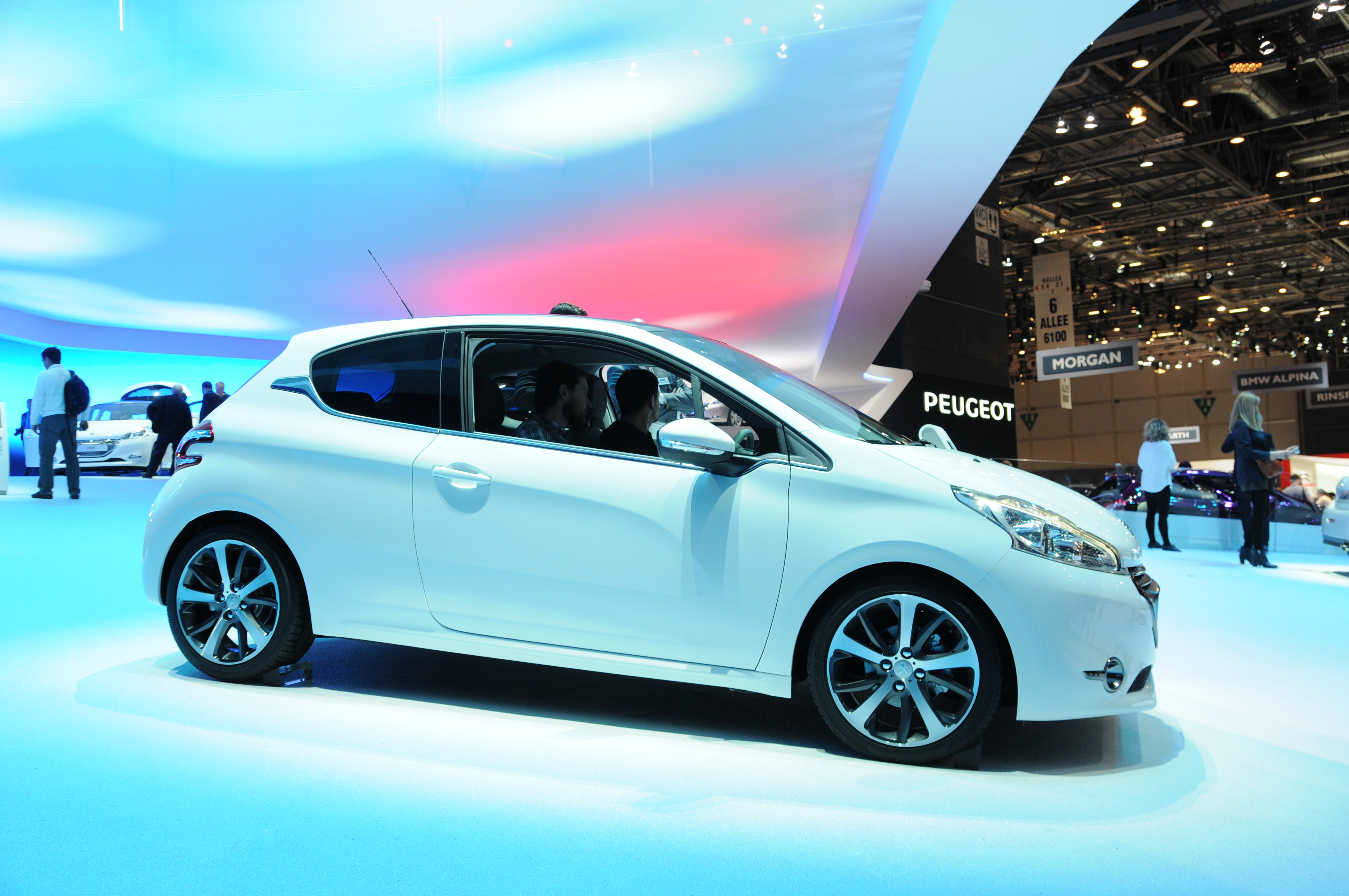 2012-03-07 Motorshow Geneva 4377